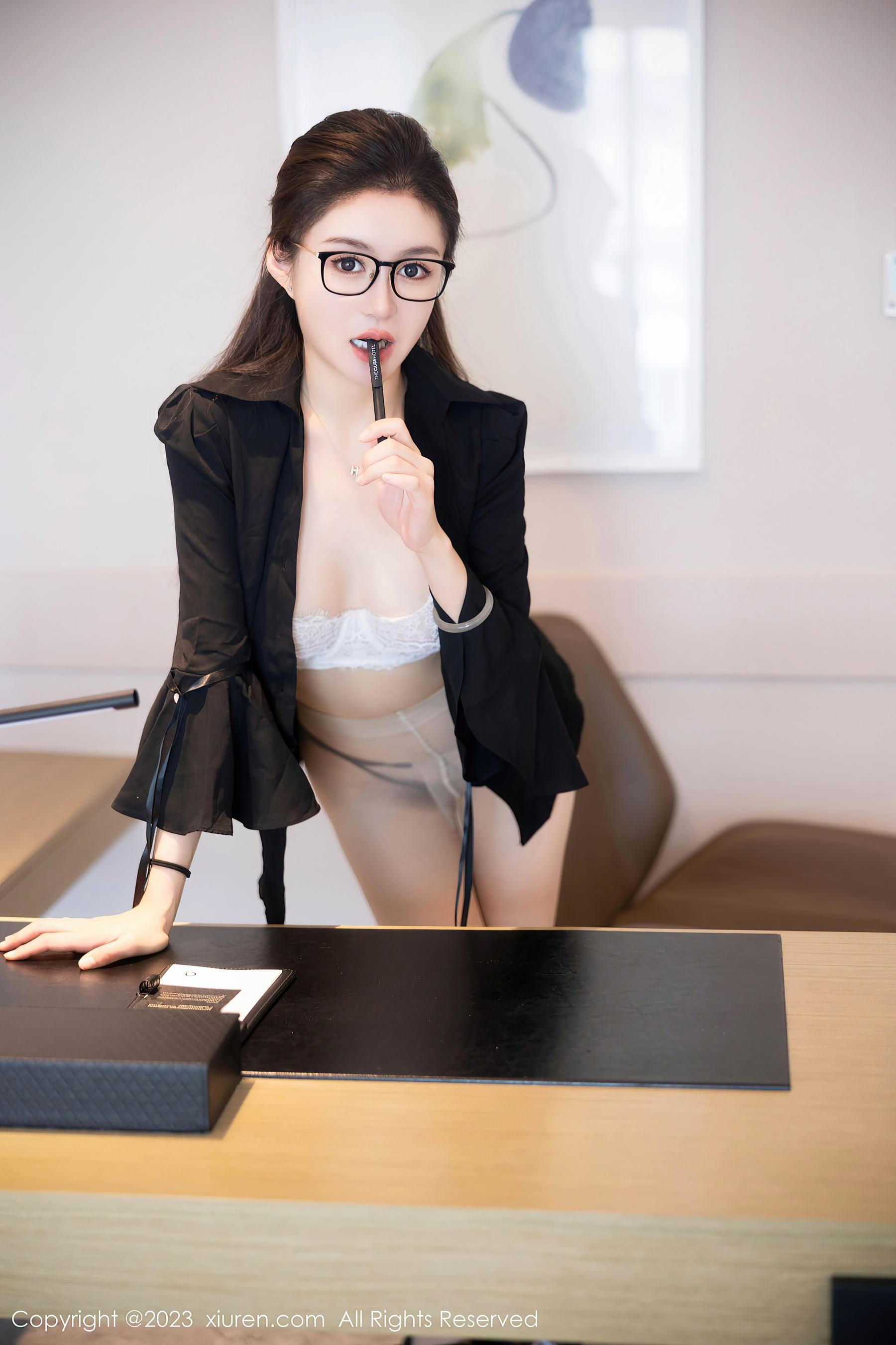 秀人网 No.7549 唐宁宁 短裙美腿