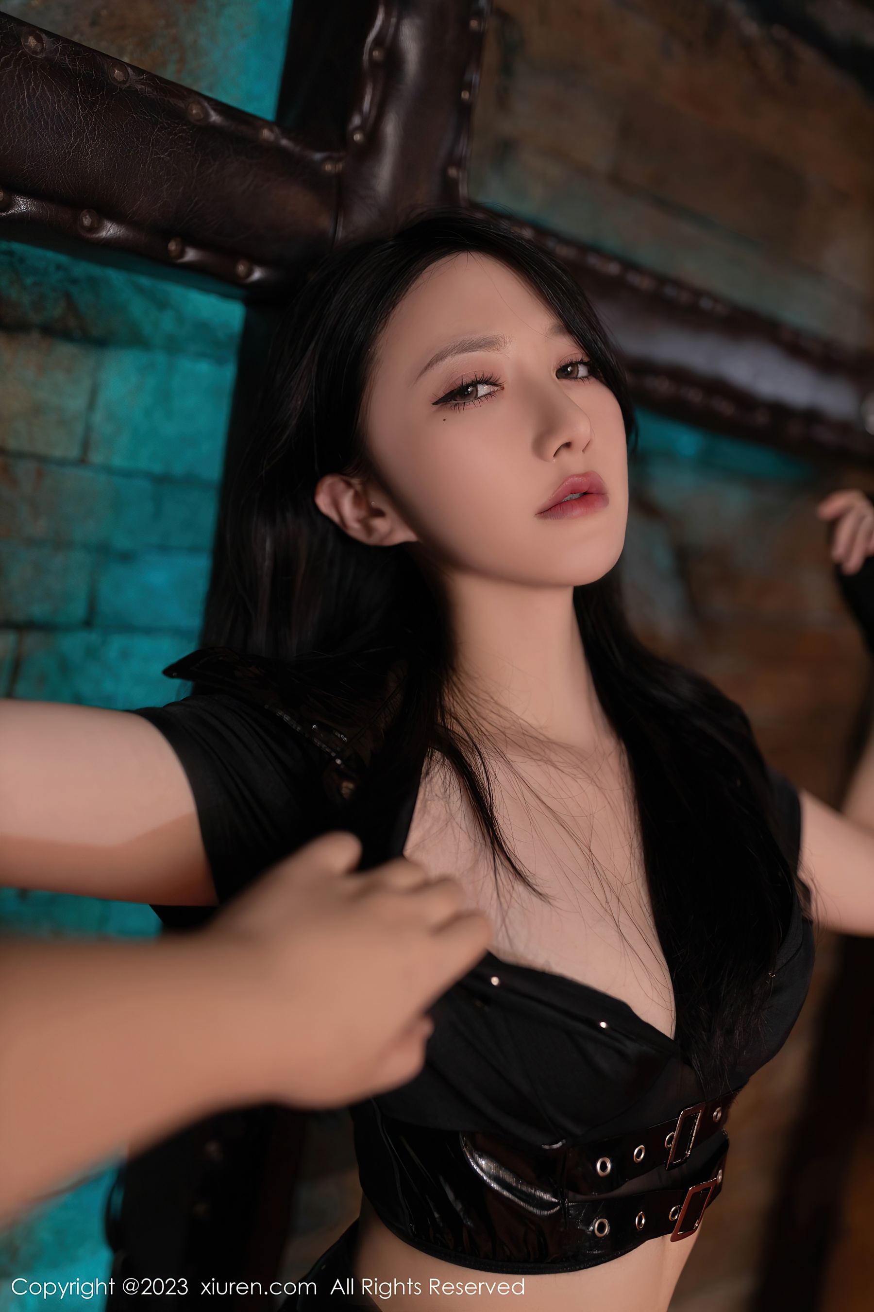 秀人网 No.7576 鱼子酱Fish 黑丝美腿插图4