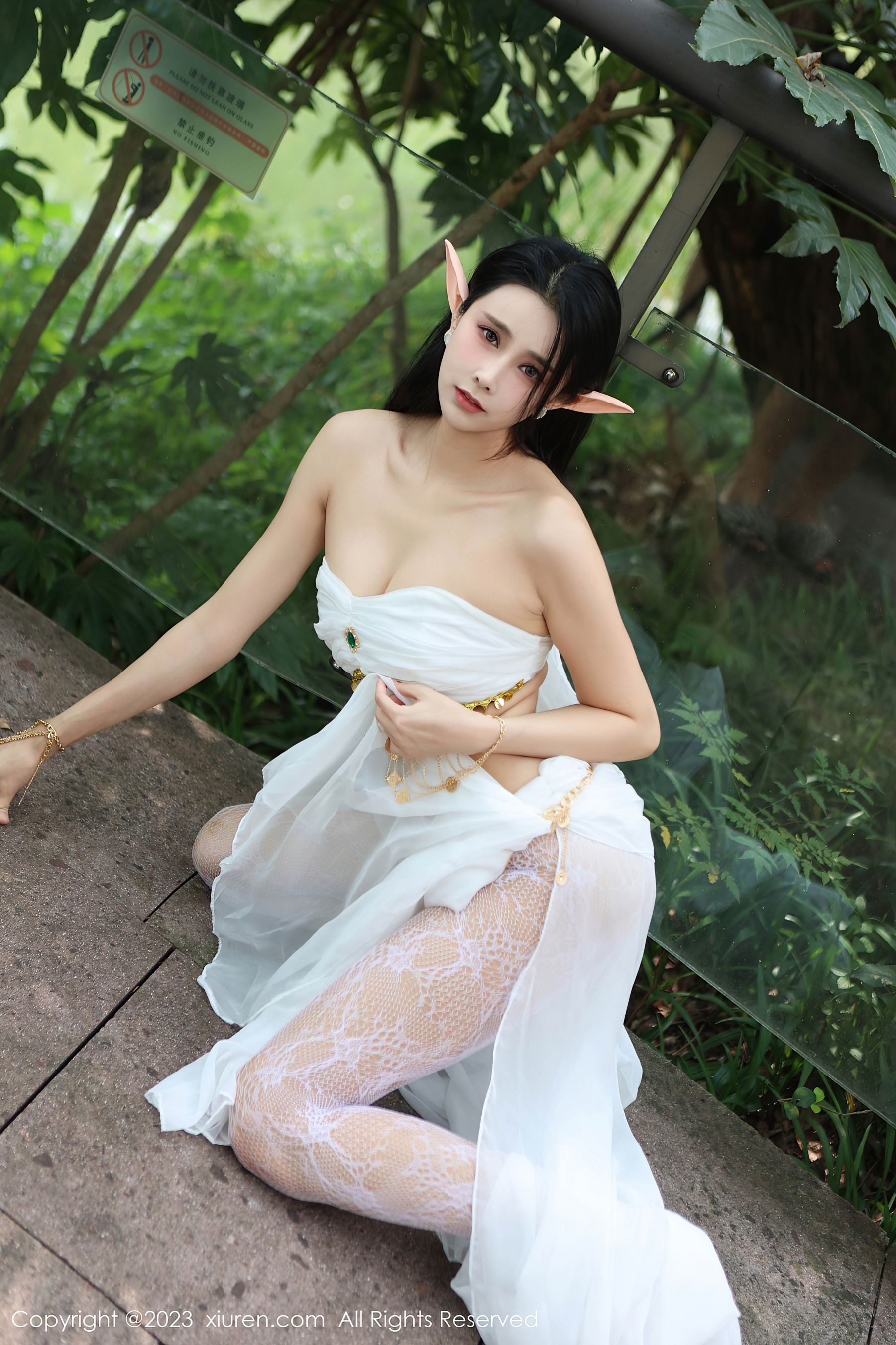 秀人网 No.7598 草莓mm 美腿户外插图7
