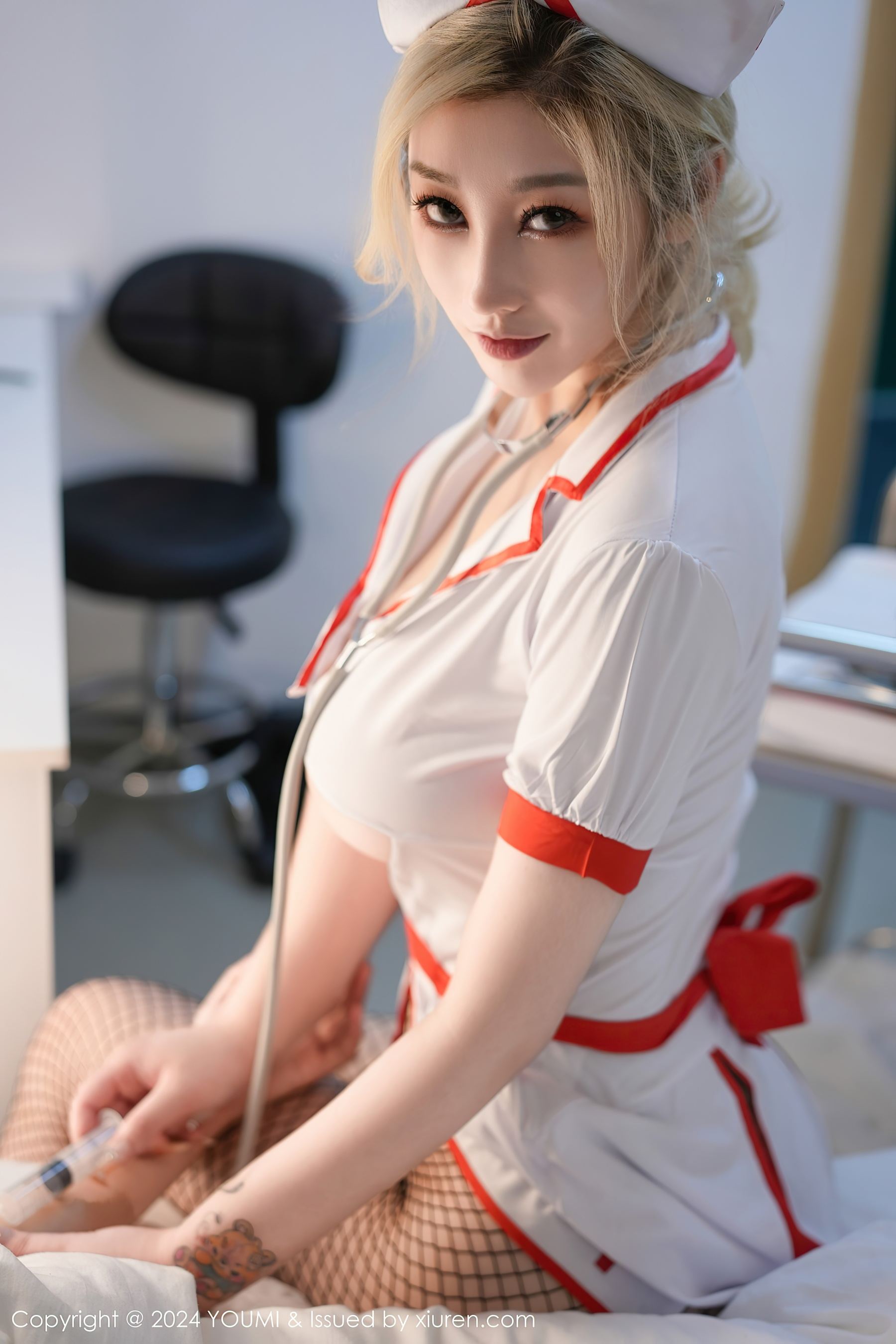 尤蜜荟 VOL.1021 妲己_Toxic 护士服美臀插图6