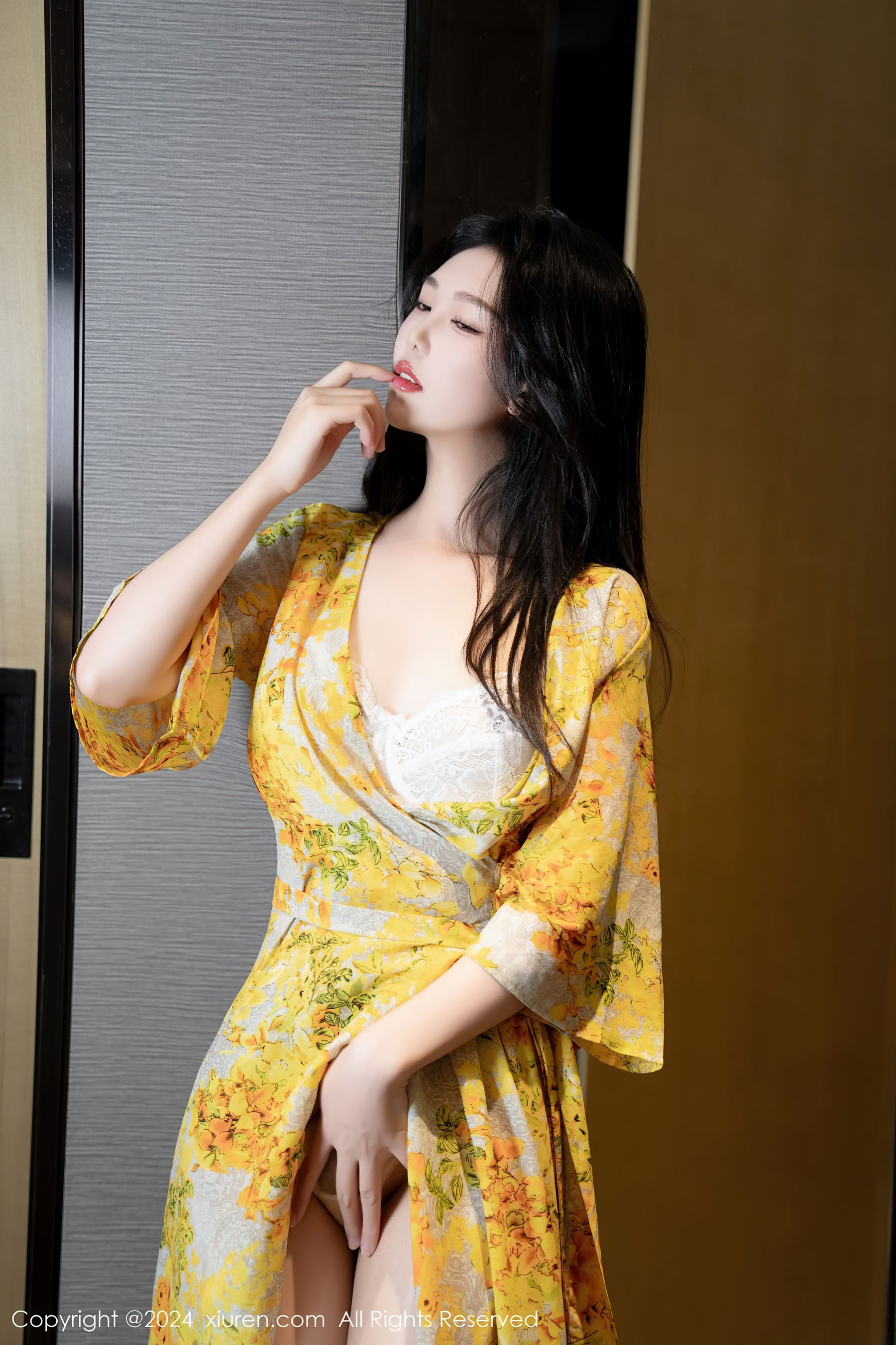 秀人网 No.7981 利世 丝袜美腿插图6