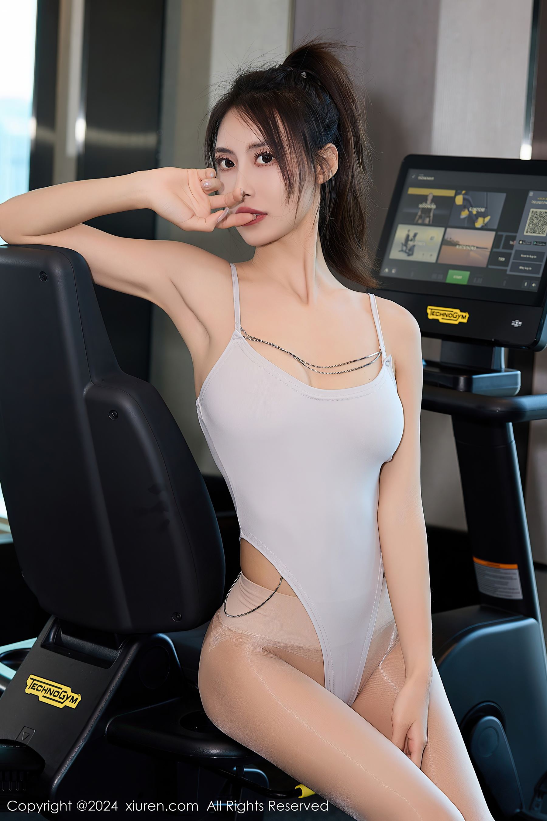 秀人网 No.8018 lingyu69 三亚旅拍插图9