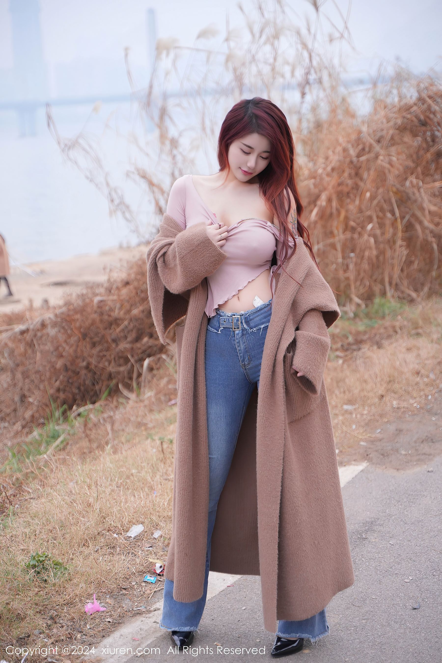 秀人网 No.8076 美七Mia 牛仔裤美臀插图8
