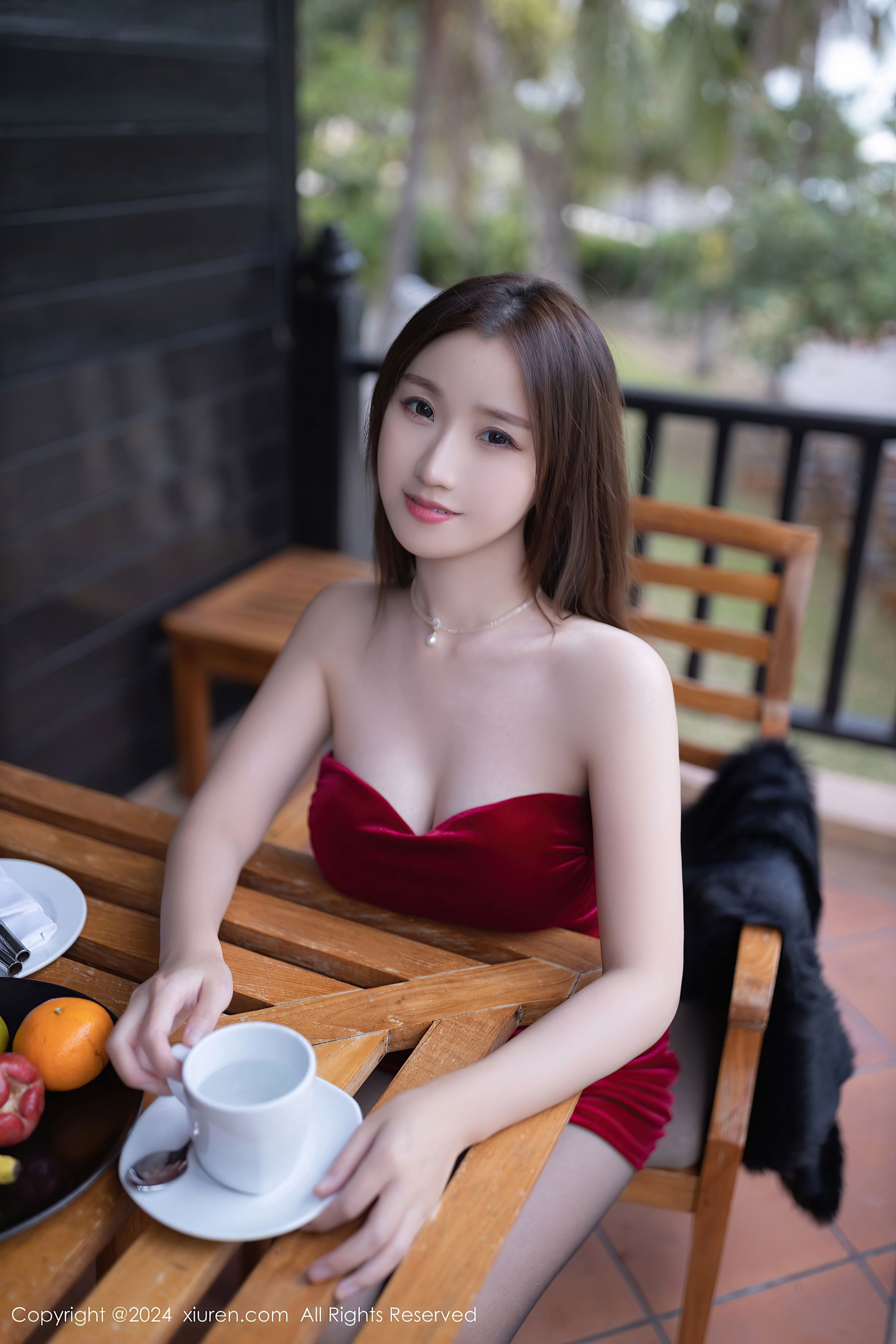 秀人网 No.8077 杏子Yada 美腿黑丝插图