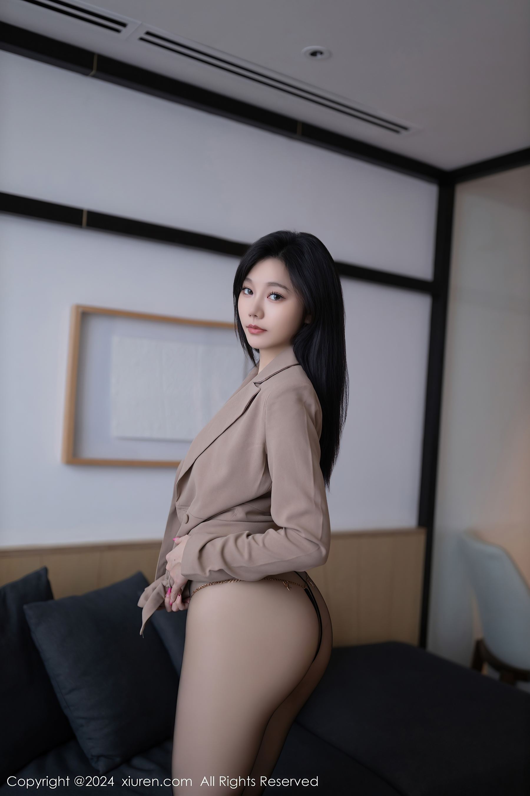 秀人网 No.8115 安然anran 黑丝美腿插图3