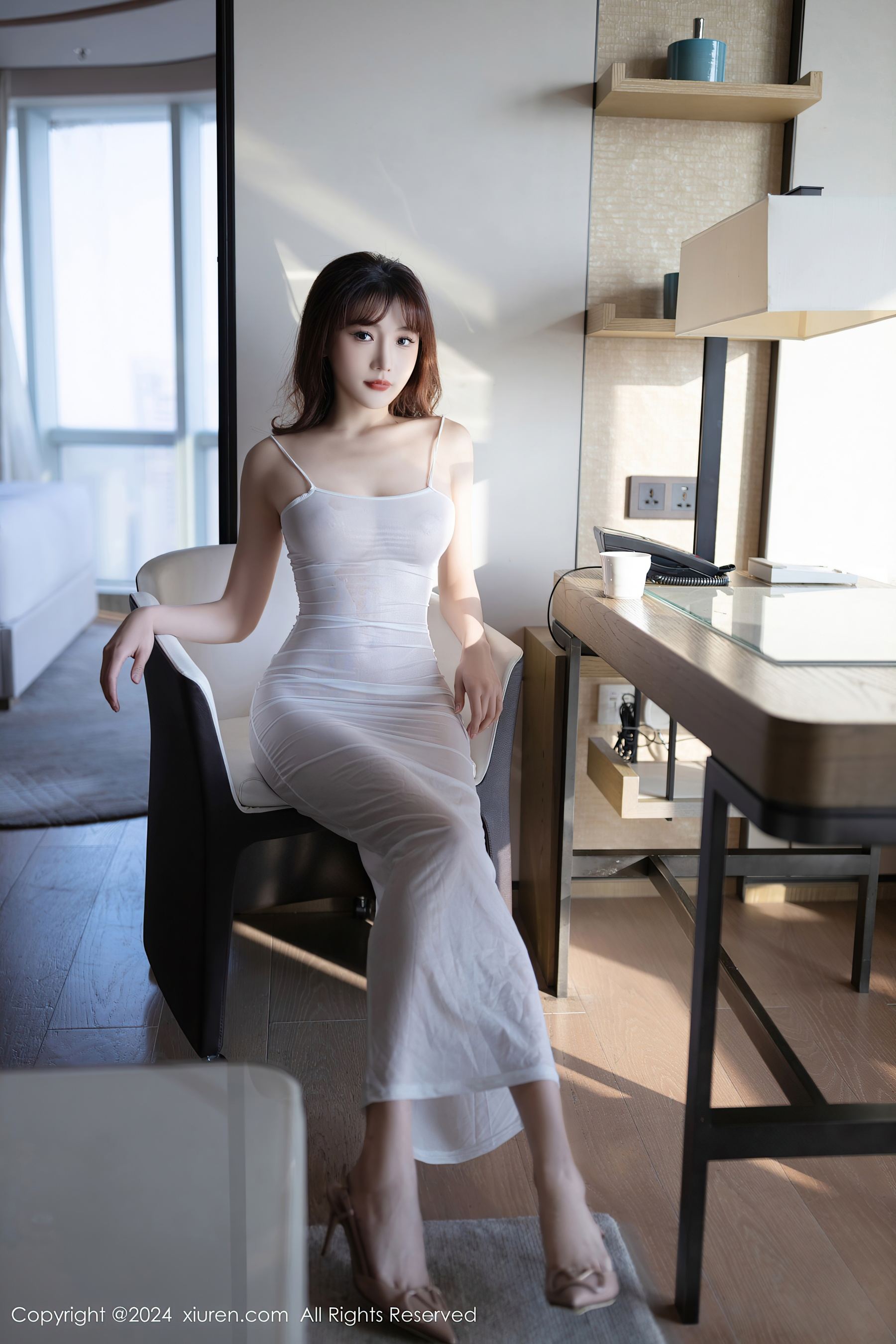 秀人网 No.8131 陆萱萱 美腿性感插图2