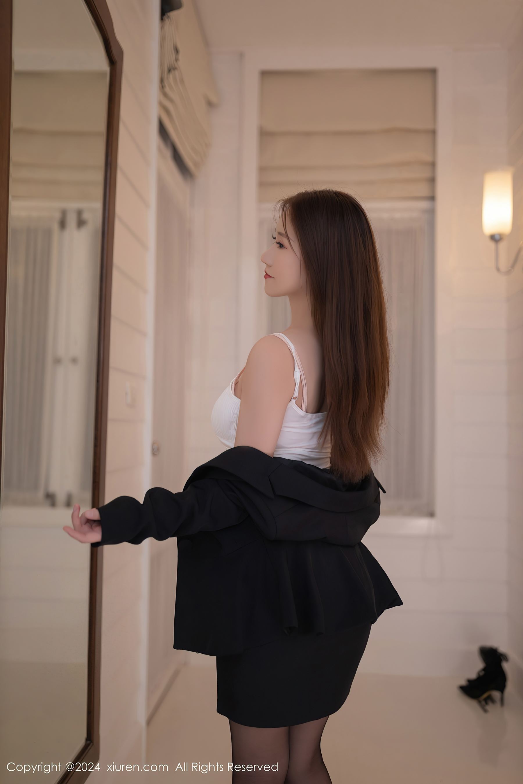秀人网 No.8151 杏子Yada 美腿黑丝插图2