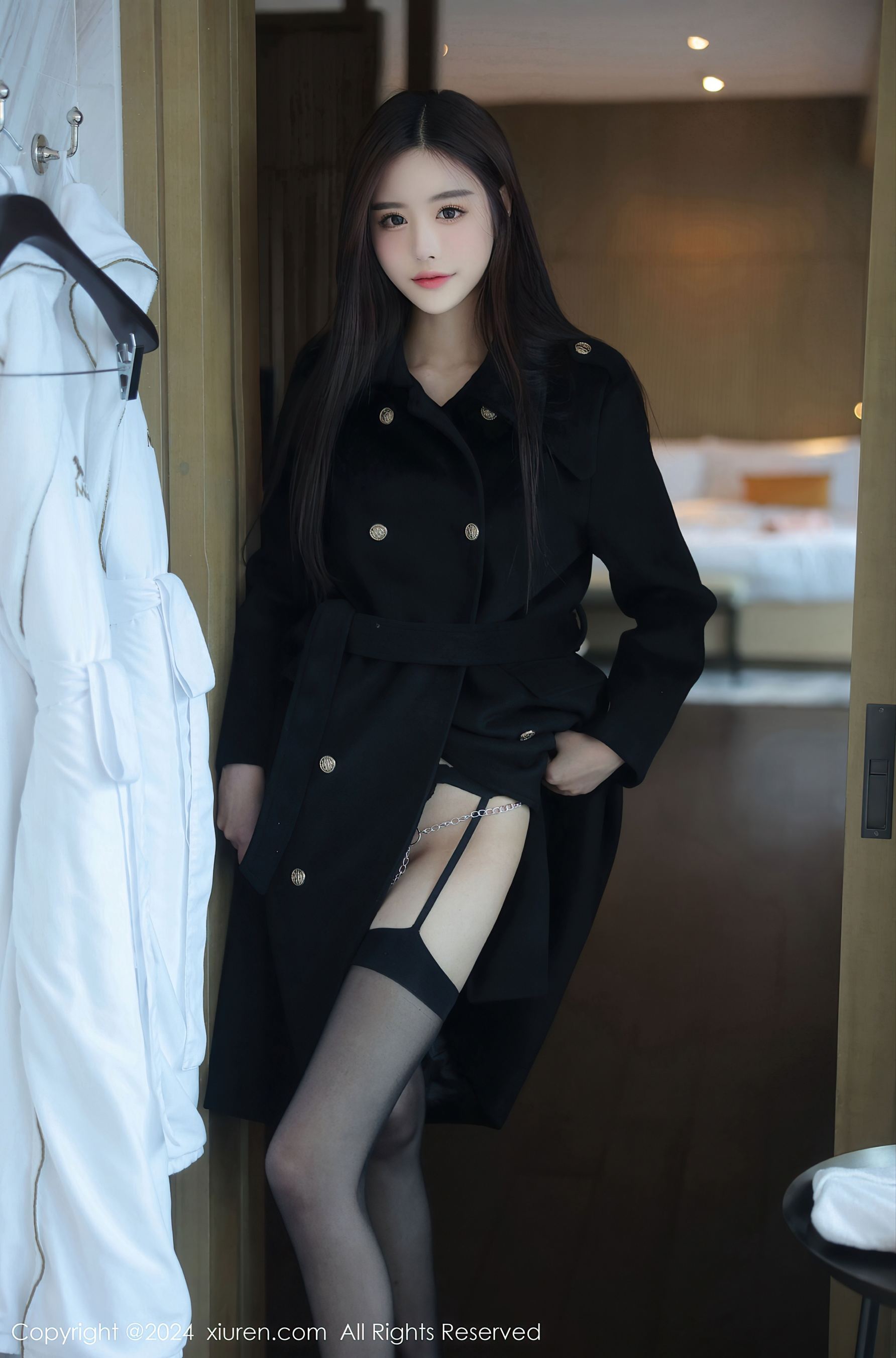 秀人网 No.8152 晚苏susu 黑丝美腿插图3