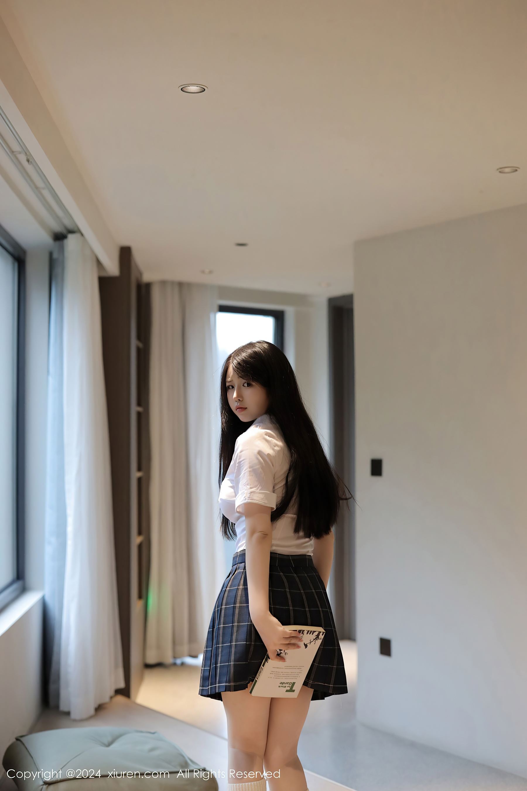秀人网 No.8173 陈小花 丝袜美腿插图2