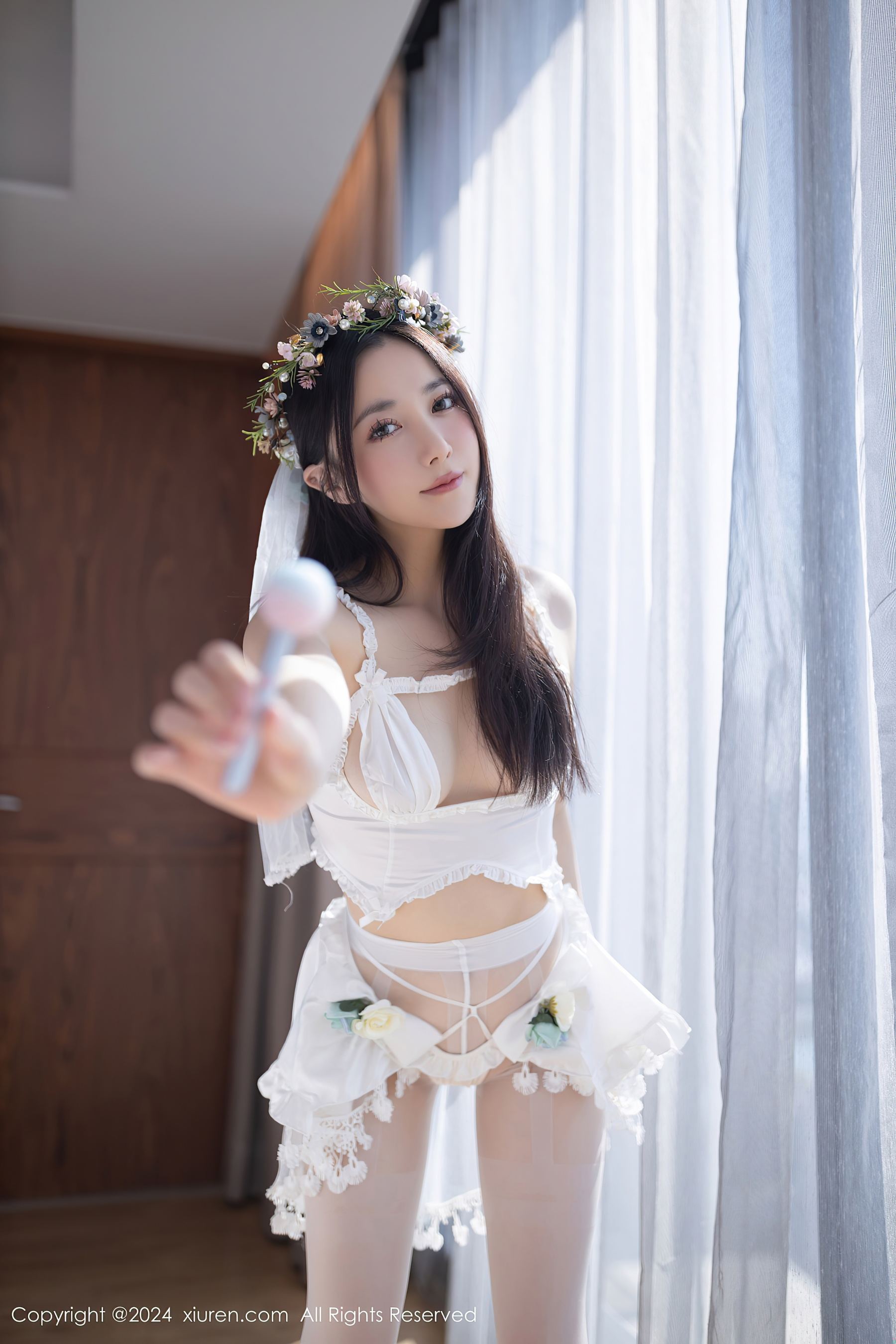 秀人网 No.8201 鱼子酱Fish 丝袜美腿插图