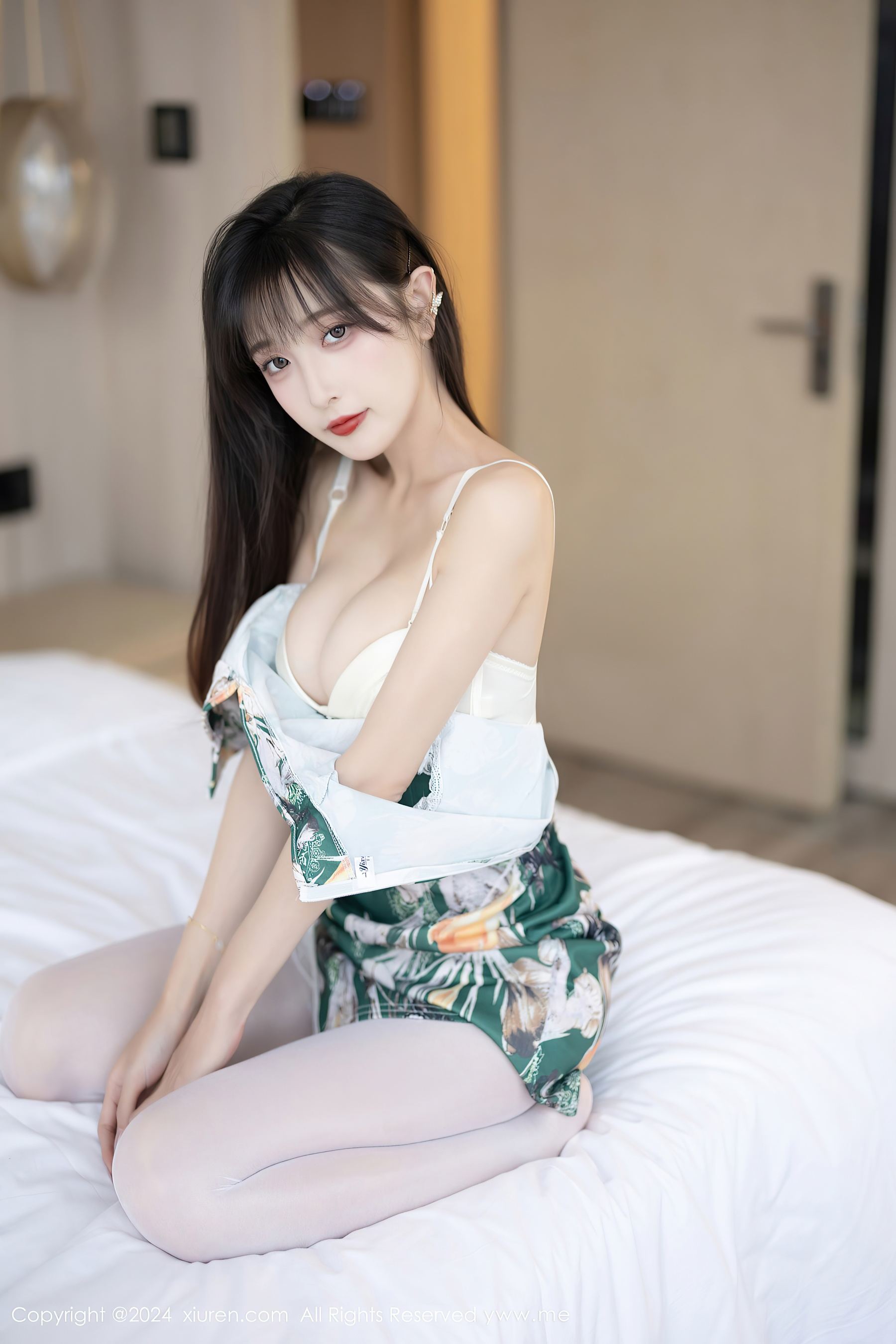 秀人网 No.8231 林星阑 丝袜美腿插图