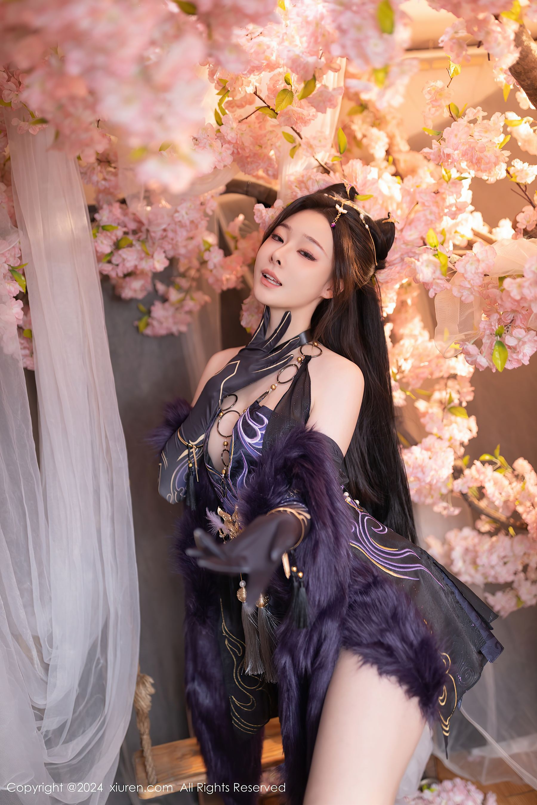 秀人网 No.8232 小逗逗 美腿性感插图
