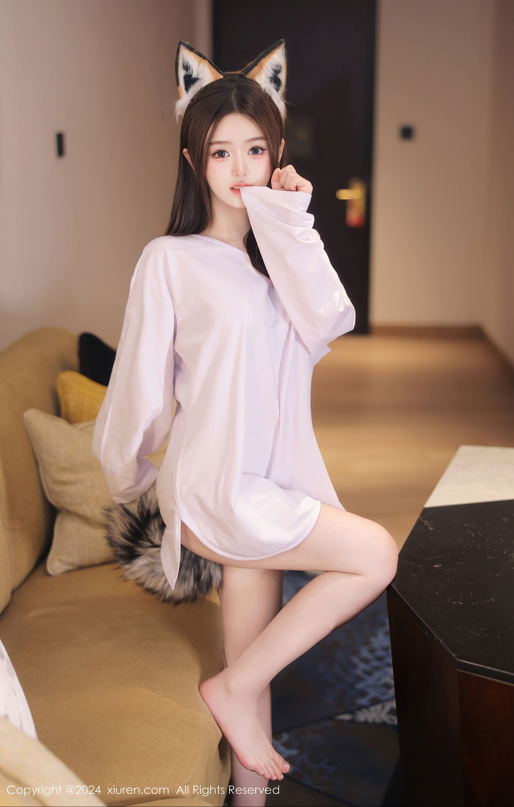 秀人网 No.8245 媃柔 美腿性感插图
