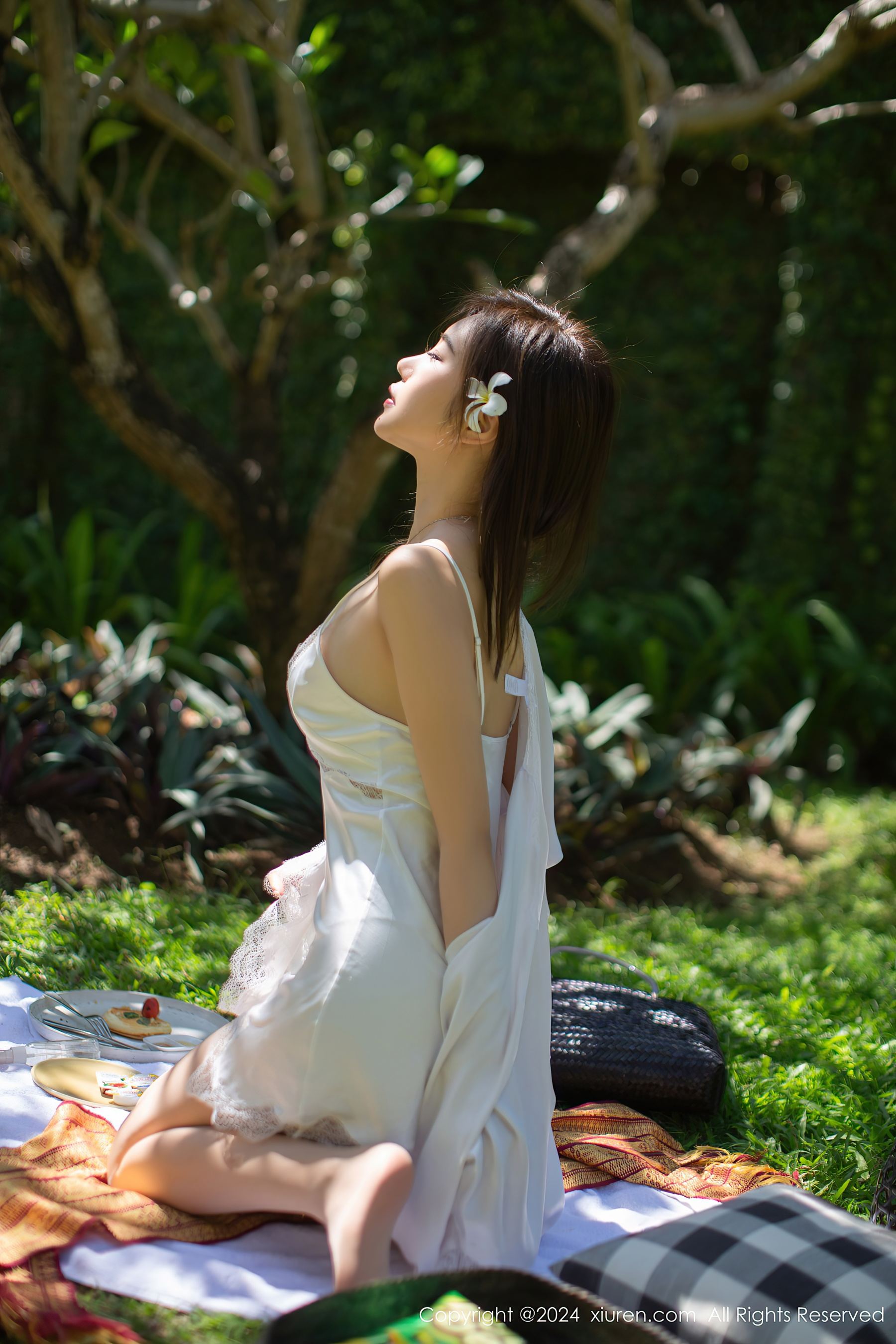 秀人网 No.8256 绮里嘉ula 美腿丝袜插图3