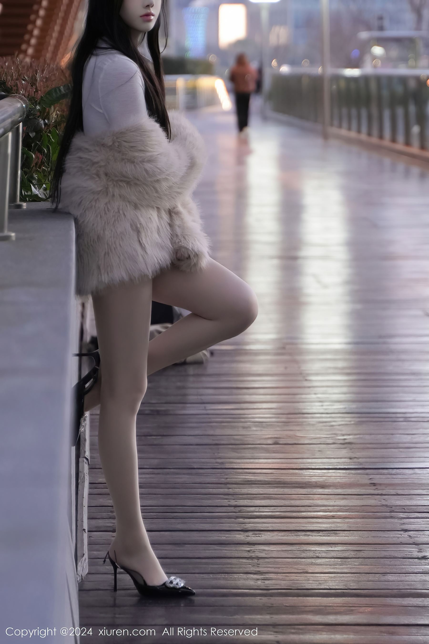 秀人网 No.8261 龙雪儿 清纯美腿插图5