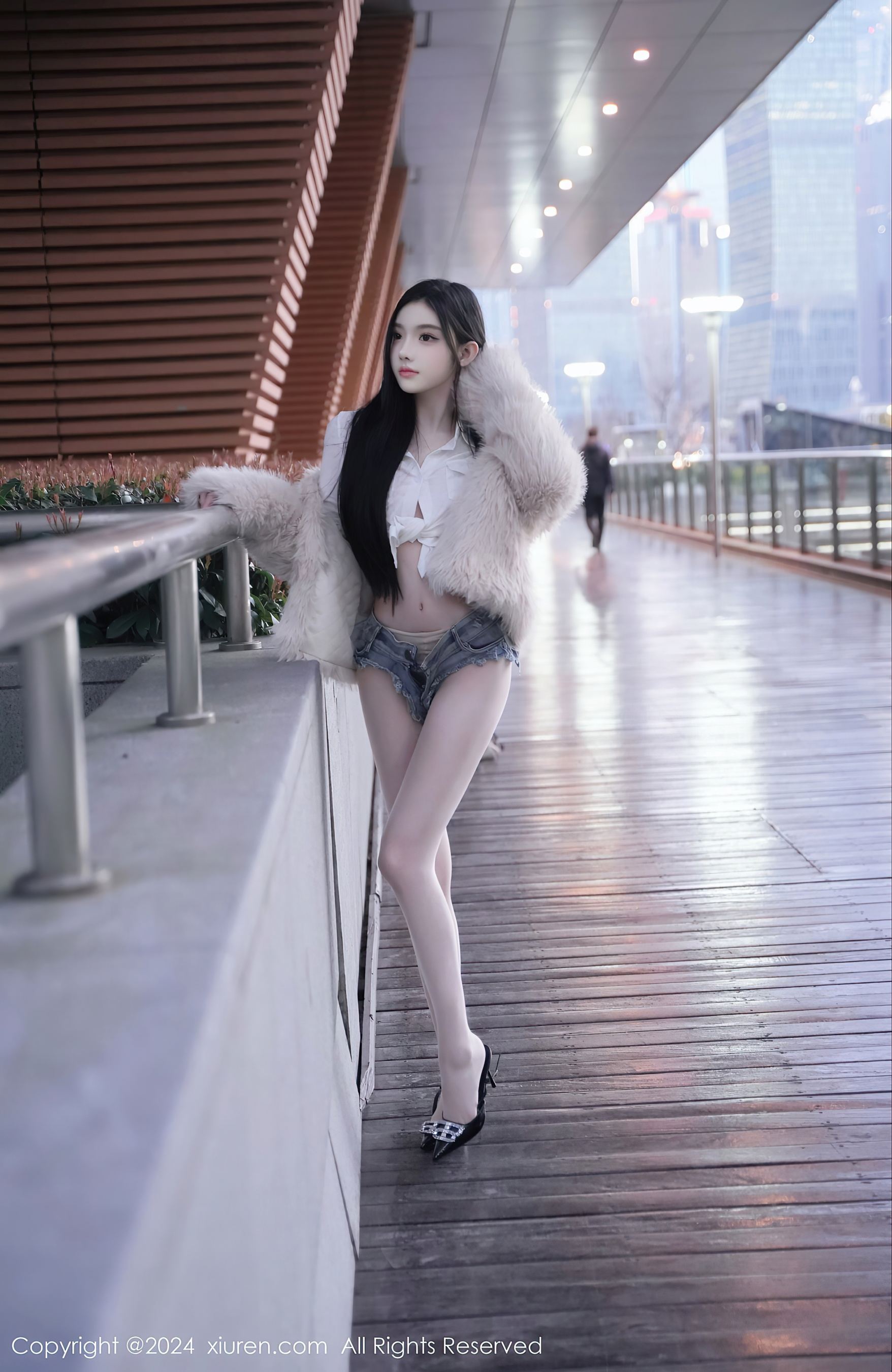 秀人网 No.8261 龙雪儿 清纯美腿插图8