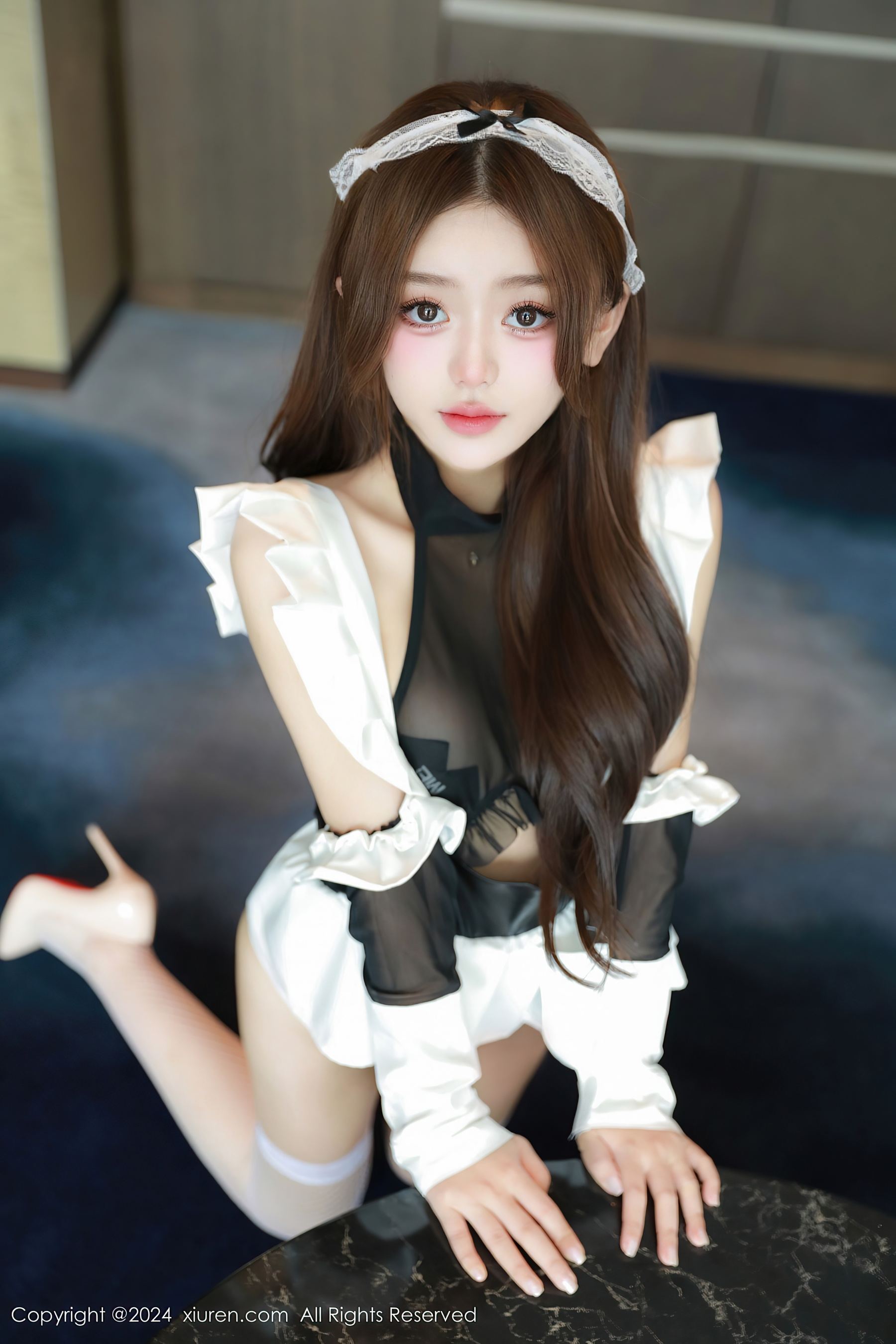 秀人网 No.8282 媃柔rourou 丝袜美腿插图