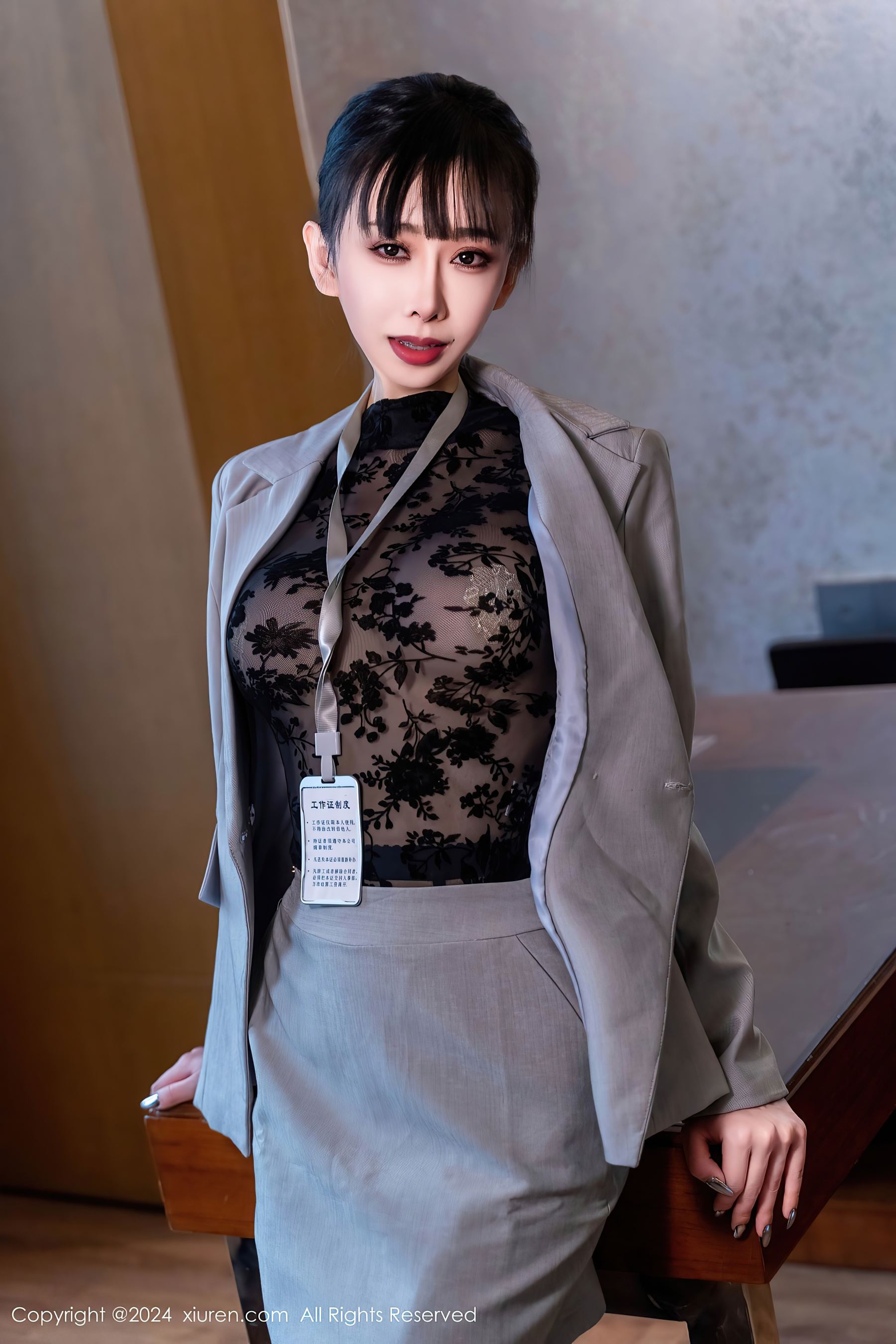 秀人网 No.8290 宝宝甜 黑丝性感插图