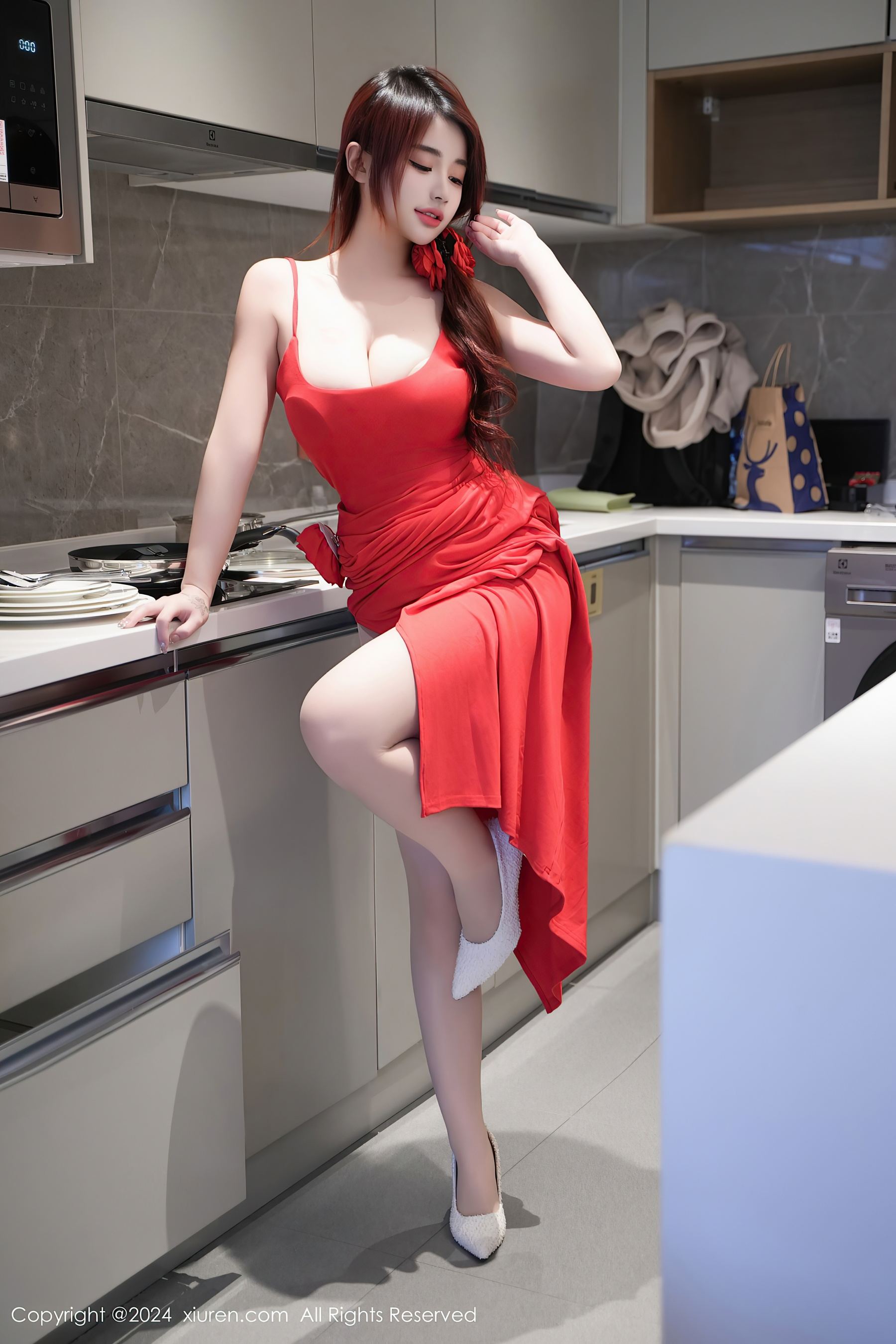 秀人网 No.8313 美七 Mia 丝袜美臀插图9