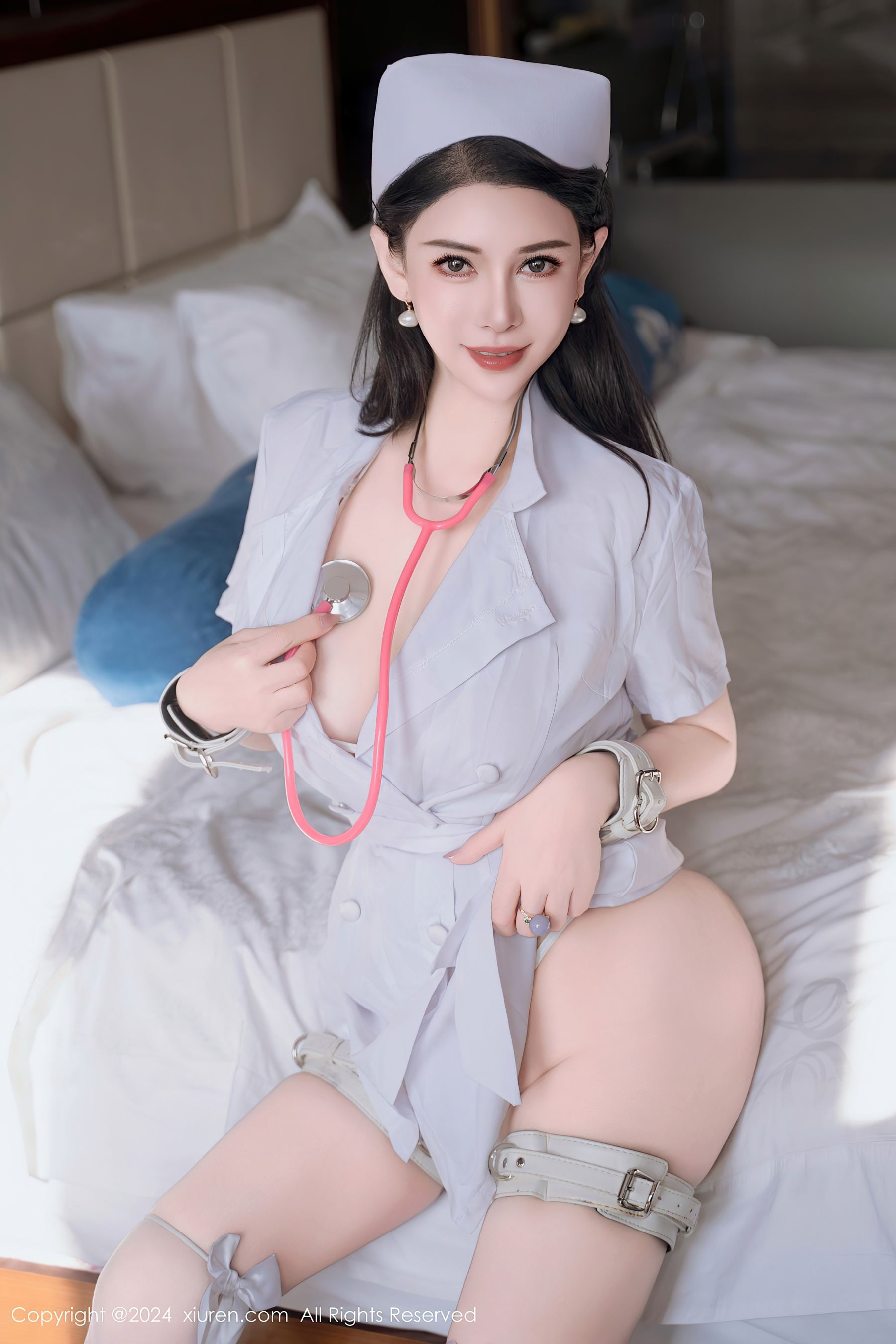 秀人网 No.8364 悦悦姐 美臀性感插图1