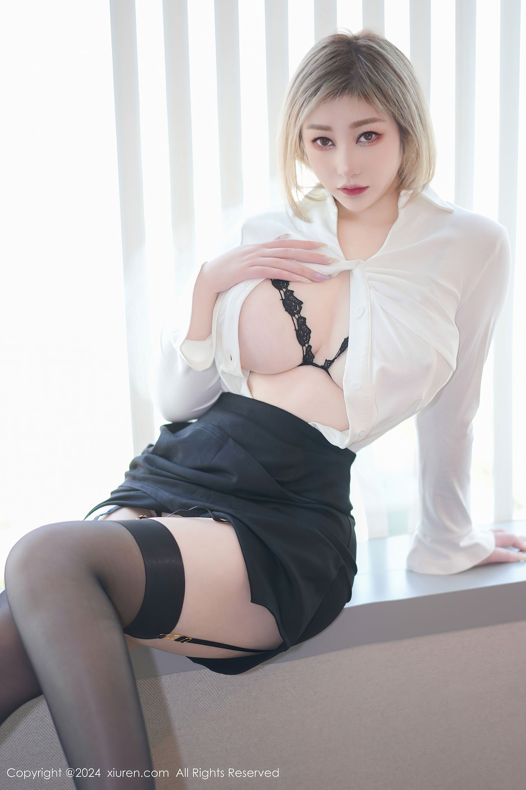 秀人网 No.8381 妲己_Toxic 黑丝美臀插图6