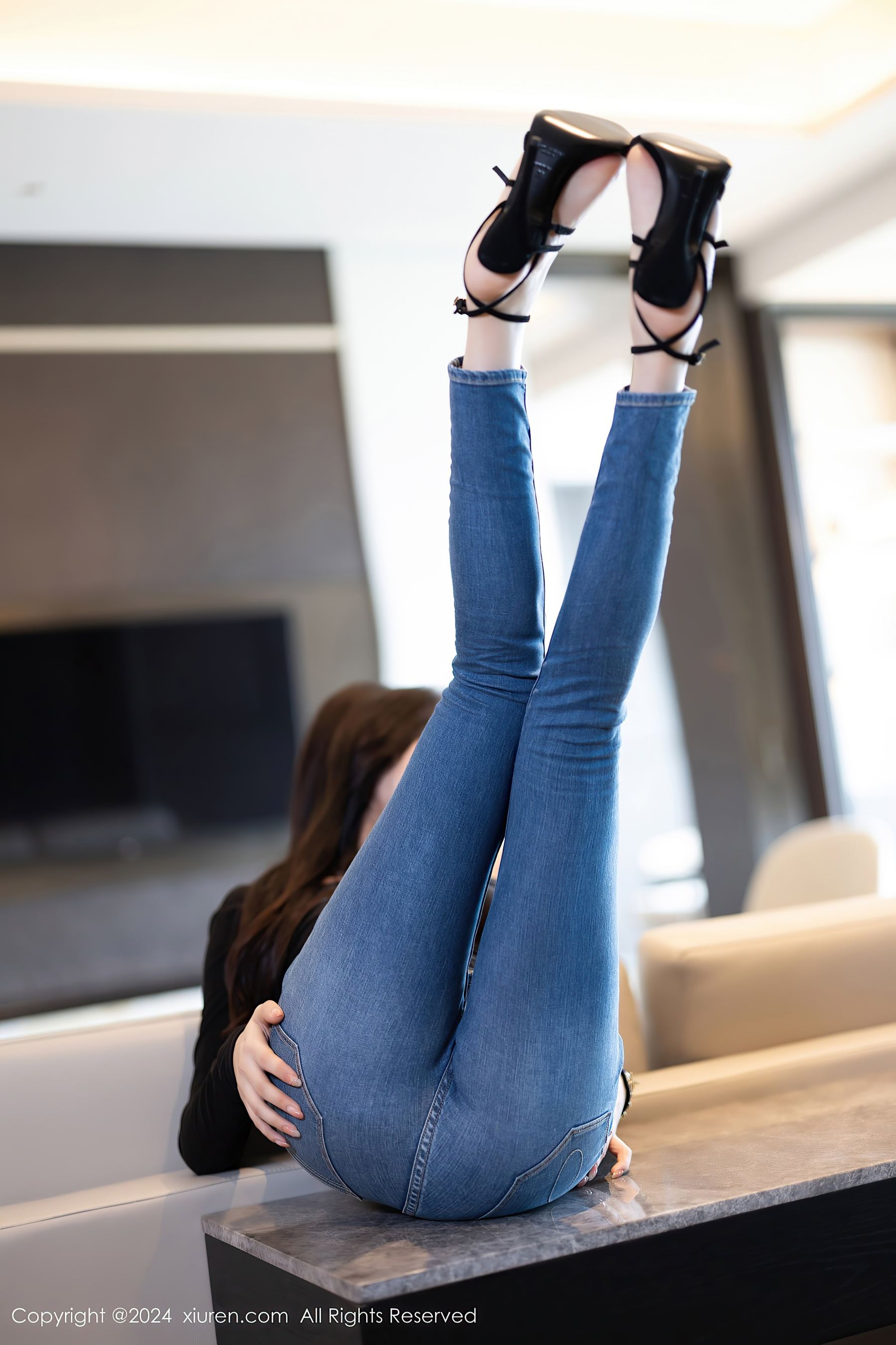 秀人网 No.8385 徐莉芝Booty 黑丝美腿插图8