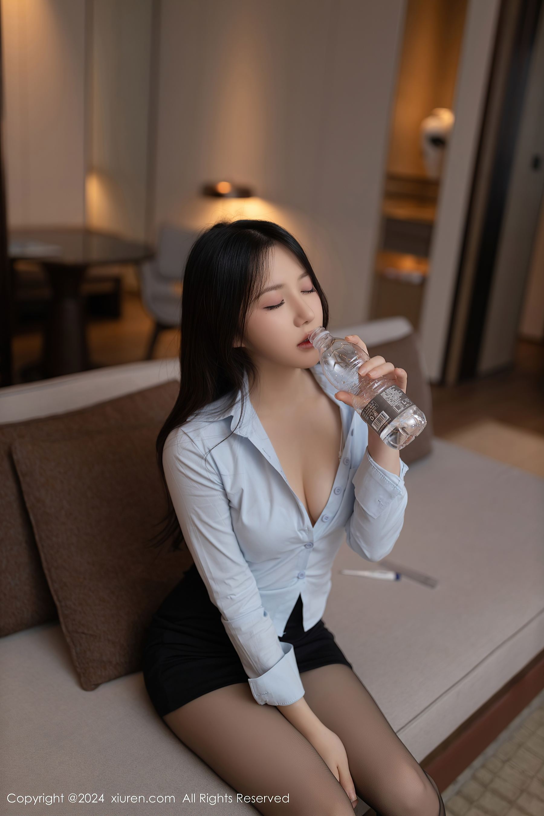 秀人网 No.8387 鱼子酱Fish 黑丝美腿插图6