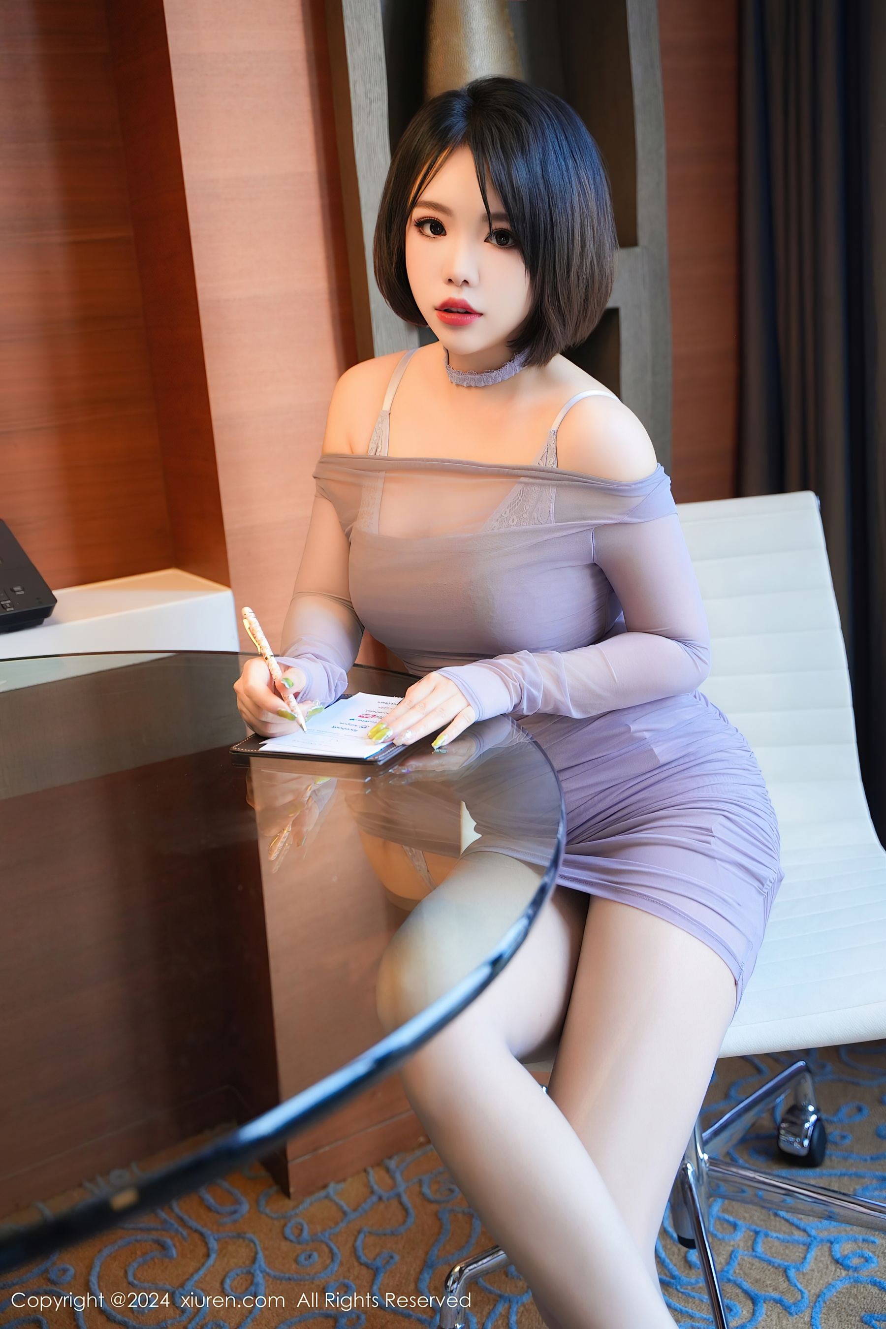 秀人网 No.8391 陆萱雅 丝袜美腿插图