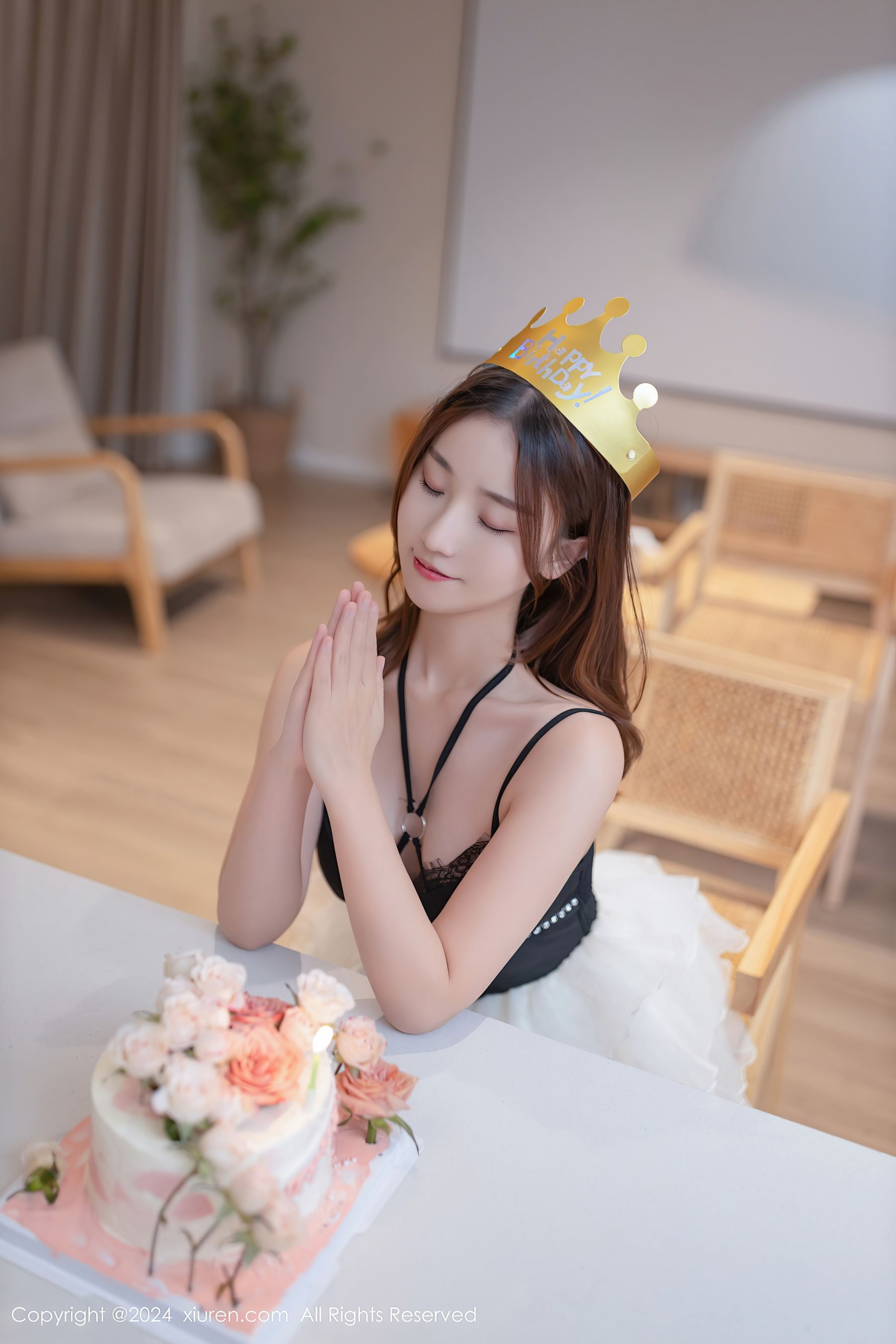 秀人网 No.8398 杏子Yada 黑丝美腿插图7