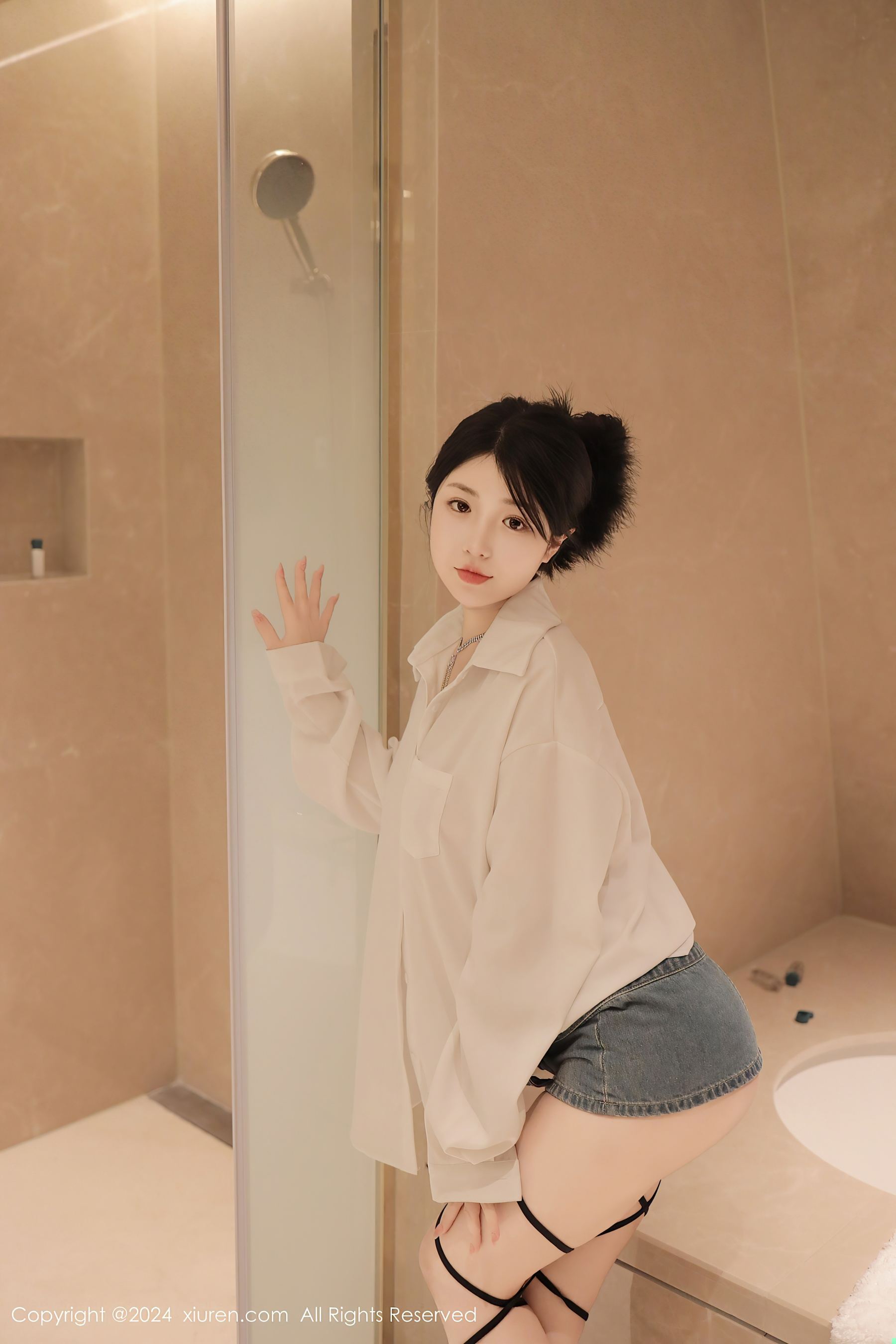 秀人网 No.8400 陈小花 美乳性感插图7