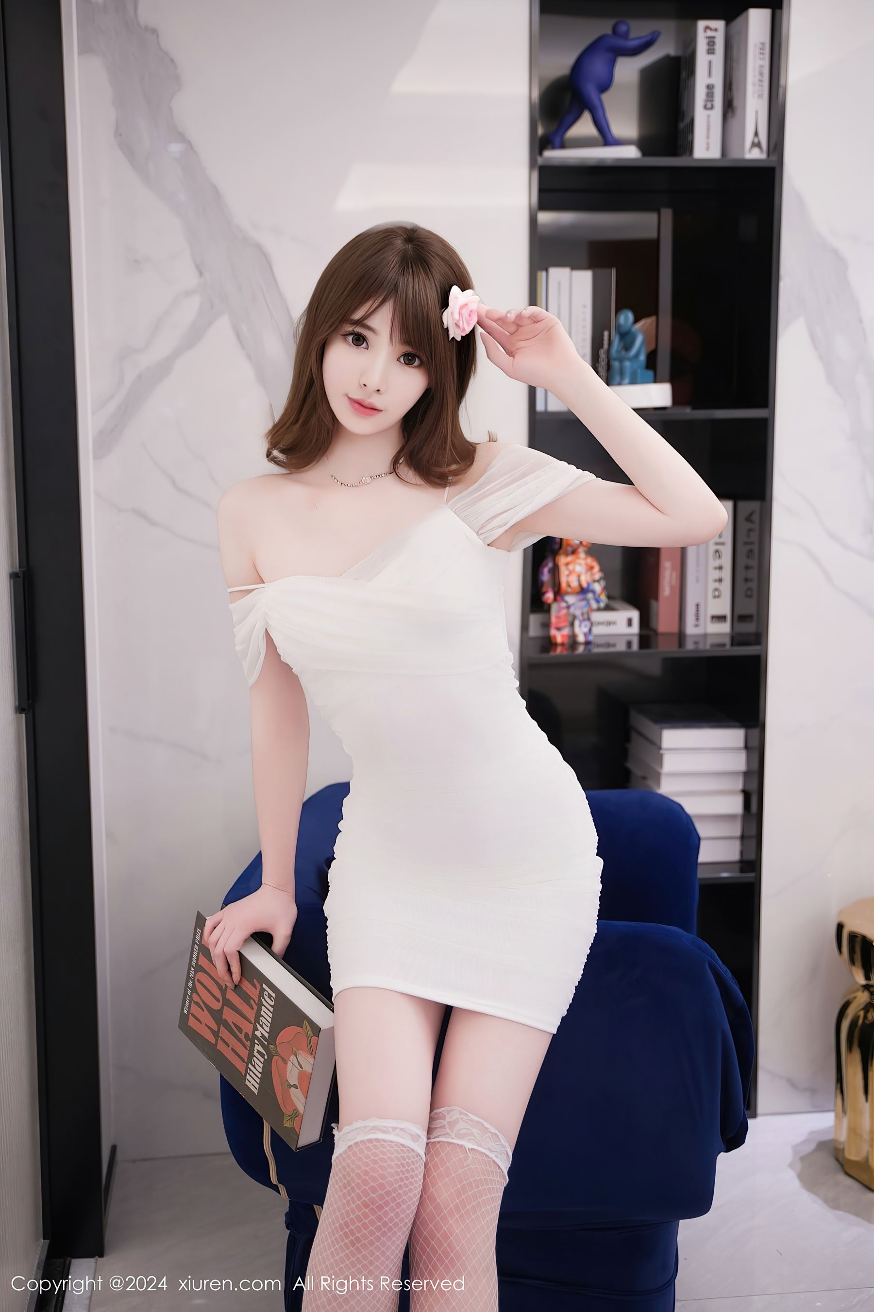 秀人网 No.8407 梦灵儿Mini 丝袜美腿插图8