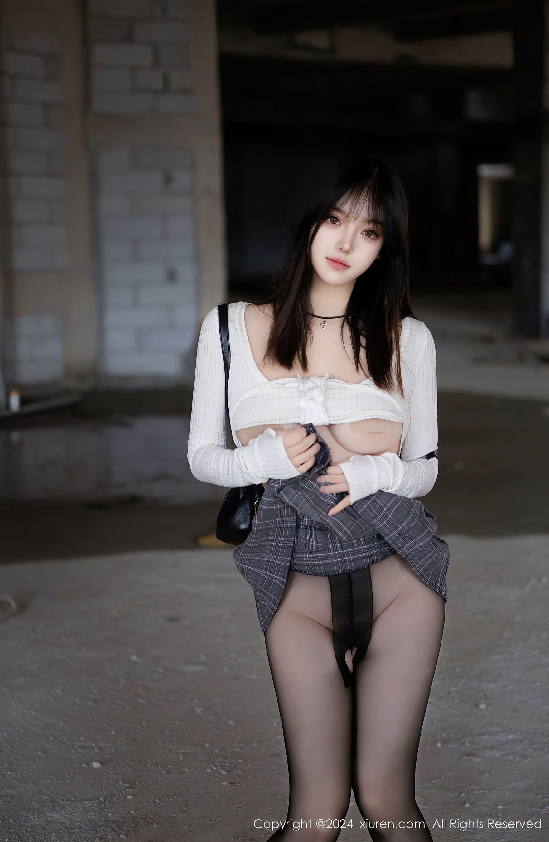 秀人网 No.8439 豆瓣酱 美腿黑丝插图9