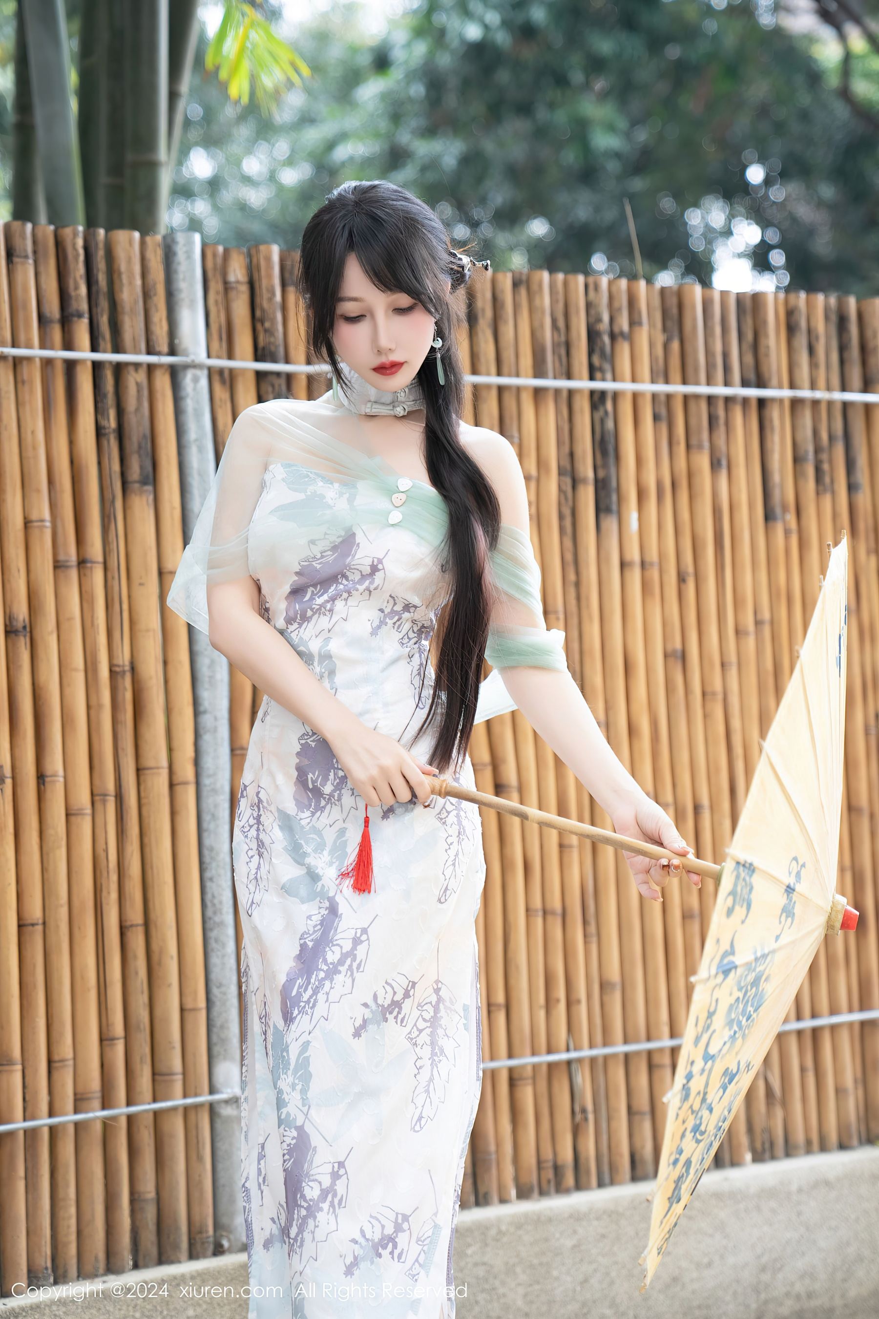 秀人网 No.8448 波巧酱 美腿性感插图3