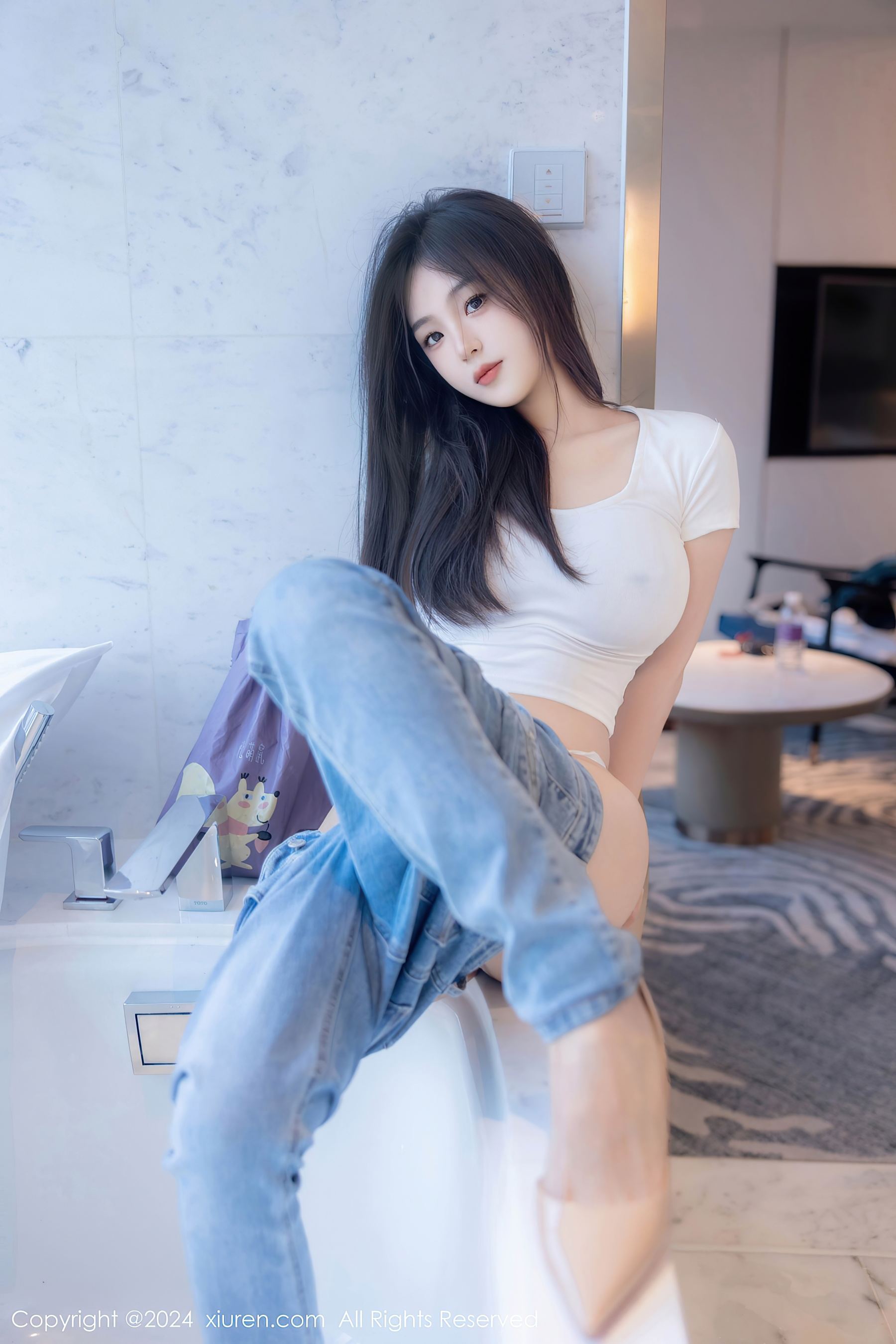 秀人网 No.8467 周周不吃香菜 新人牛仔裤插图8