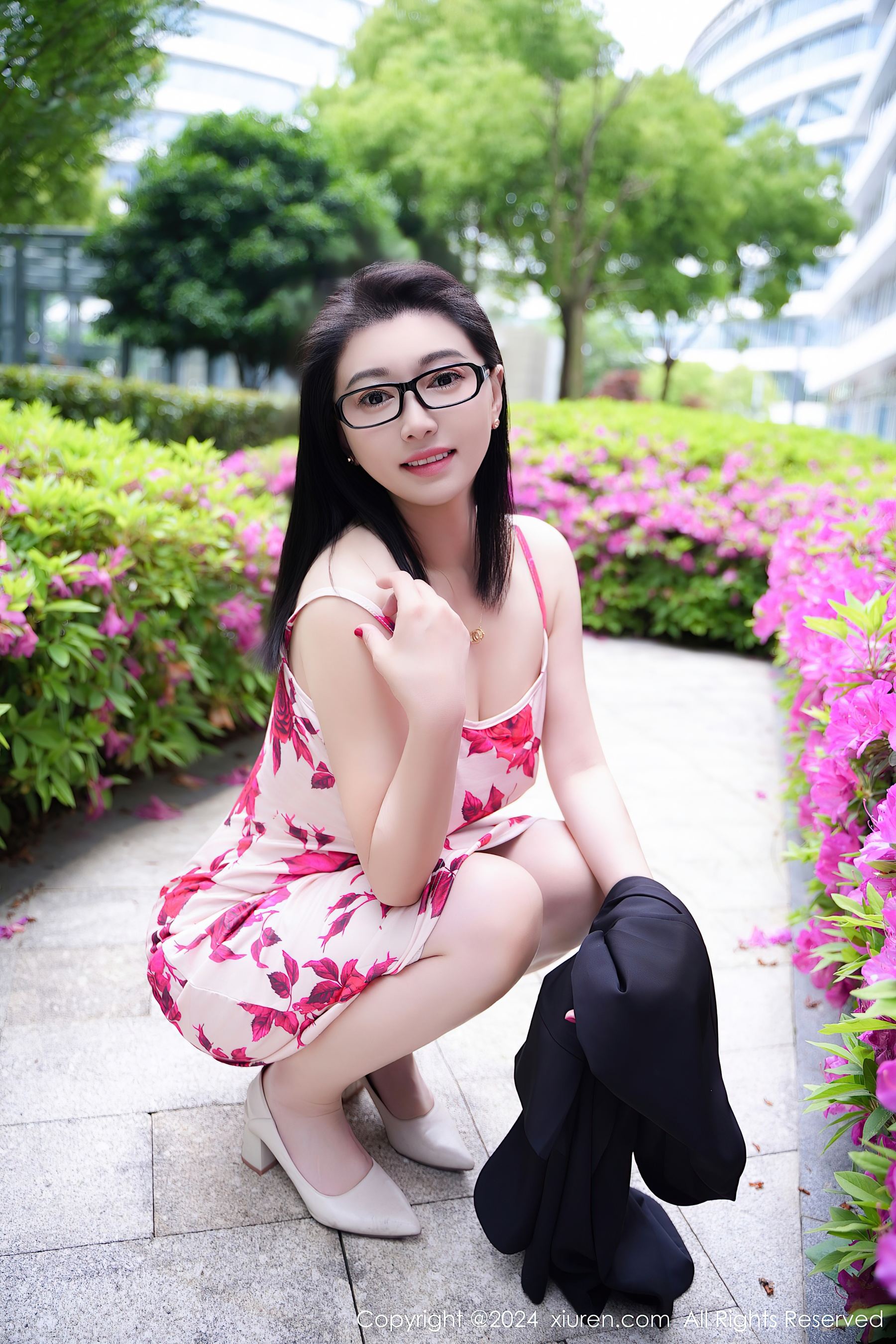 秀人网 No.8468 雅茹老师 长裙美臀插图5