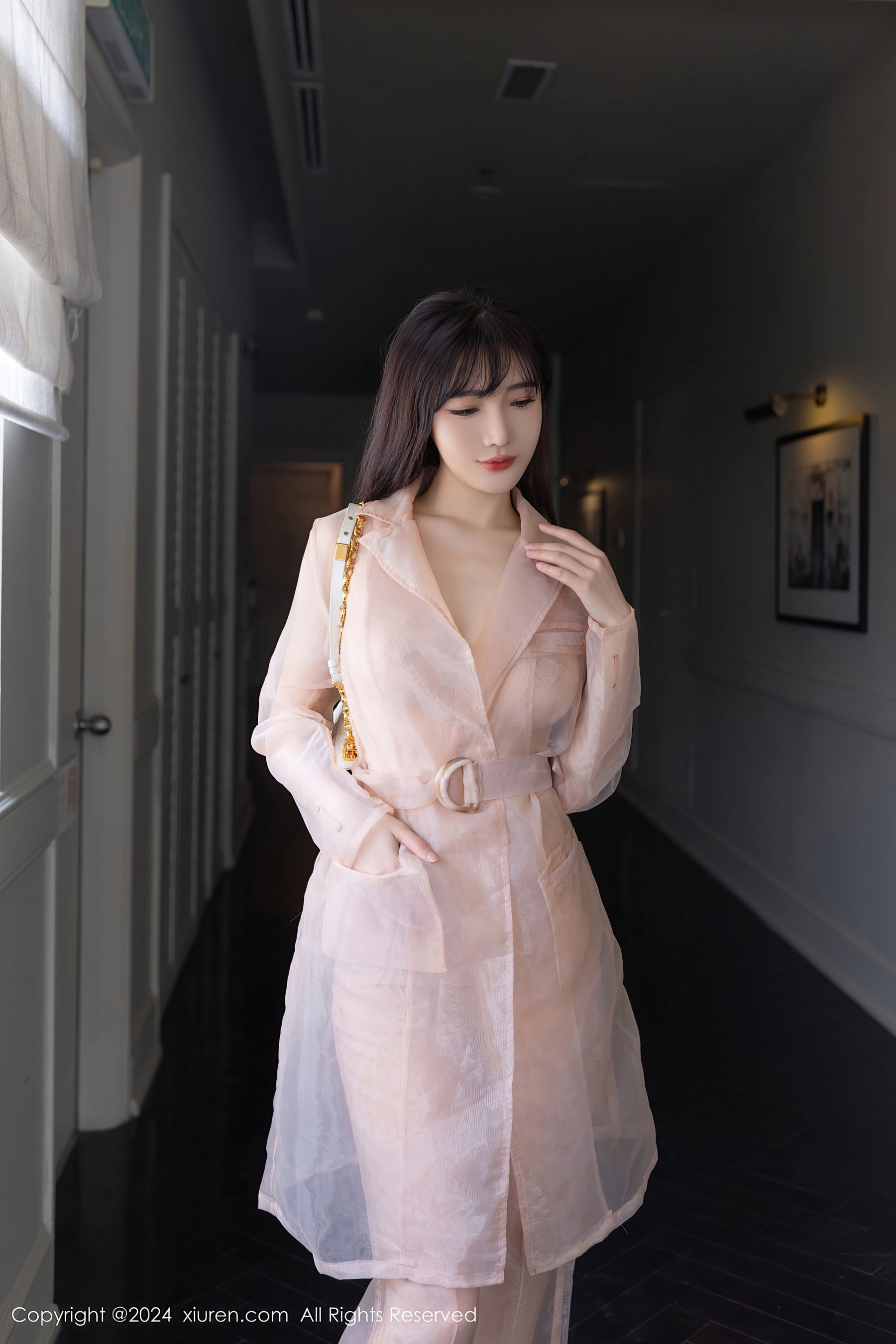 秀人网 No.8509 陆萱萱 美腿性感插图2