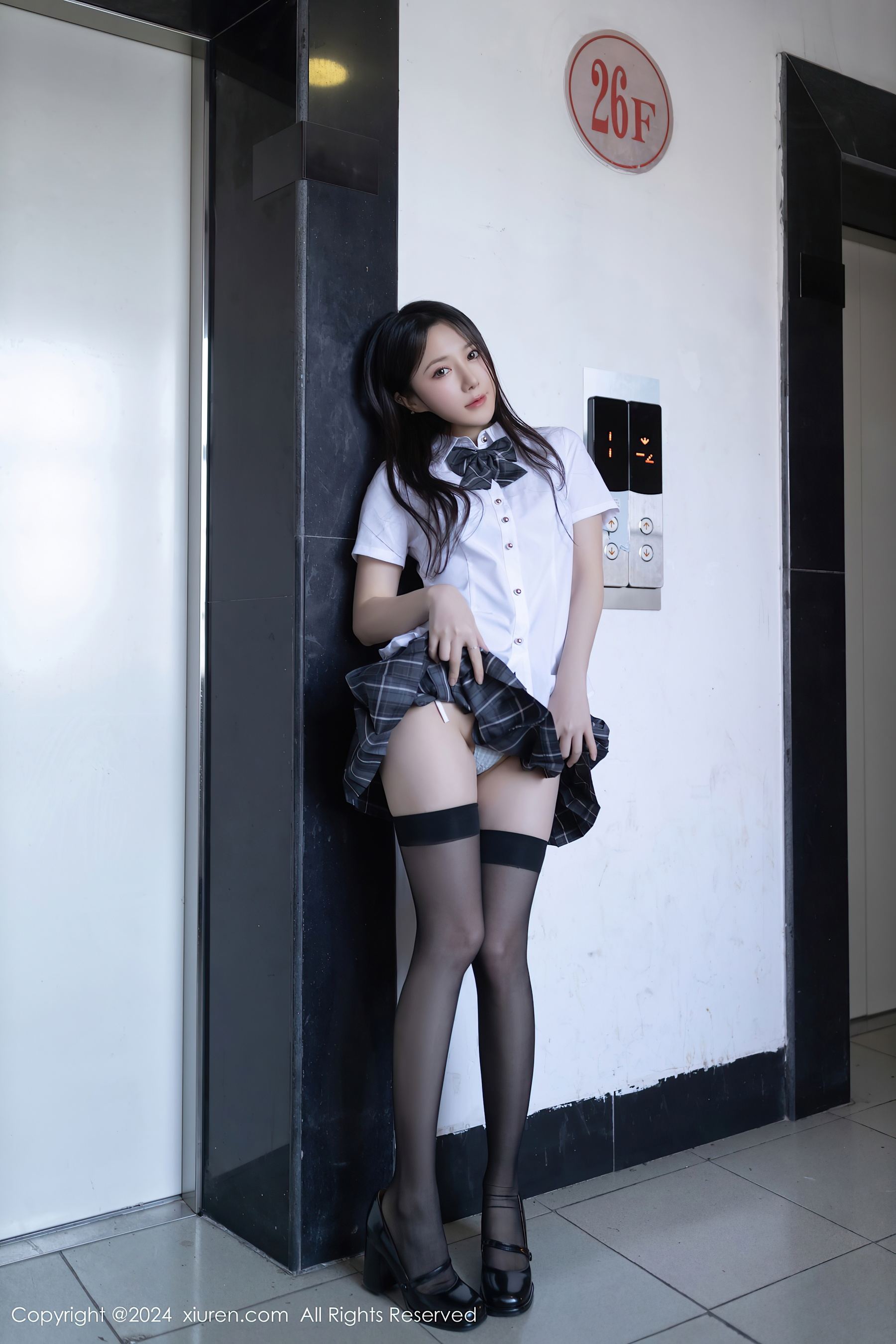 秀人网 No.8516 鱼子酱Fish 黑丝美腿插图4