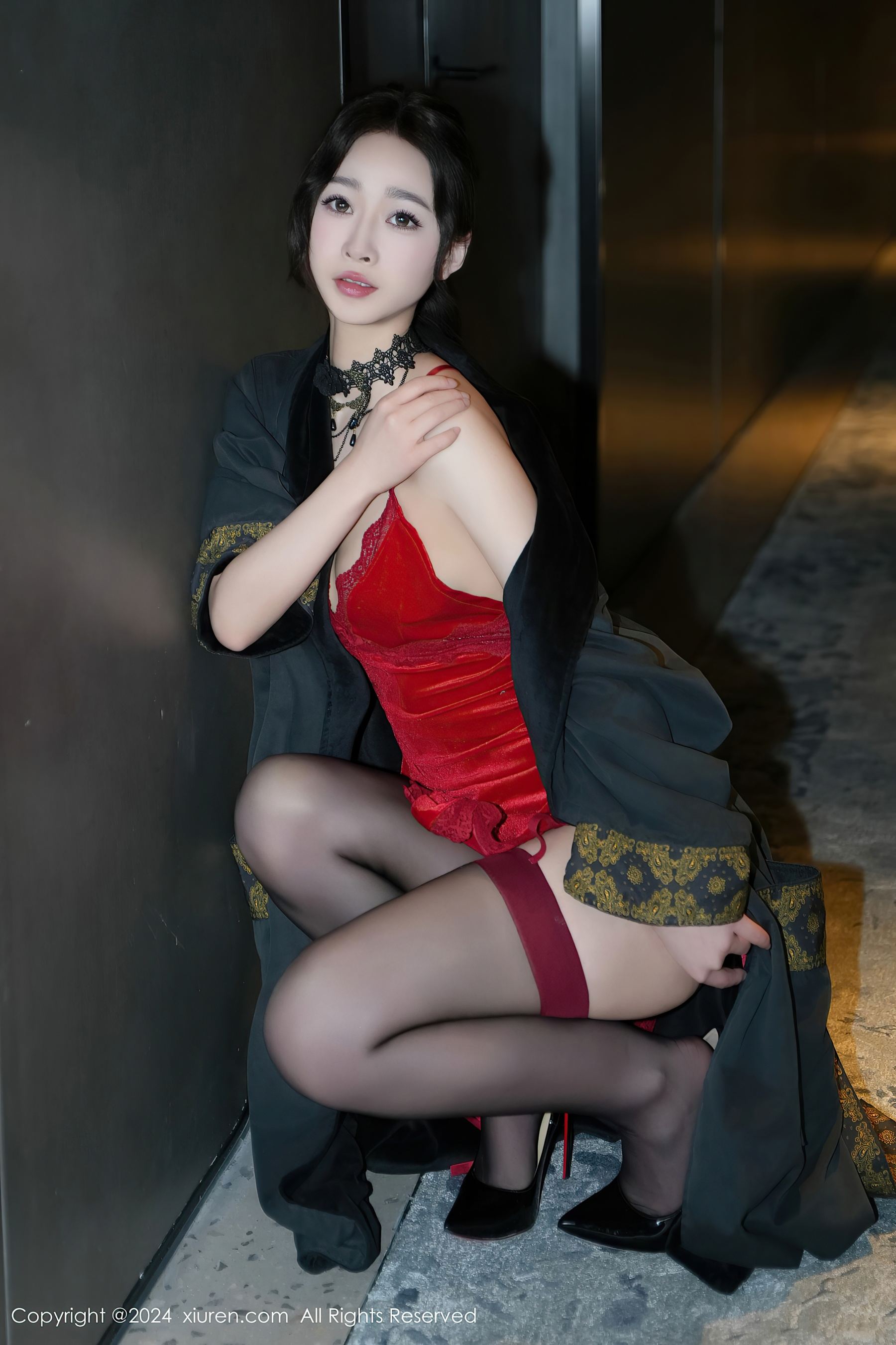 秀人网 No.8547 软糖爱喝奶 黑丝美腿插图7