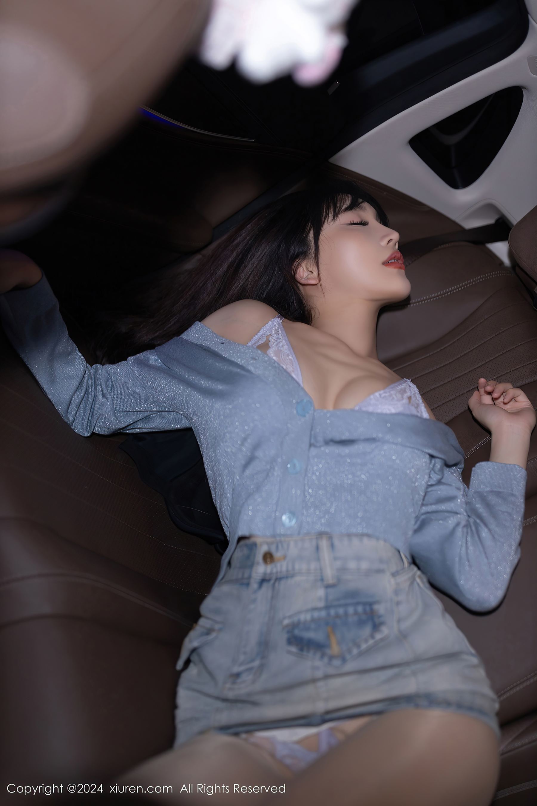 秀人网 No.8590 陆萱萱 丝袜美腿插图2