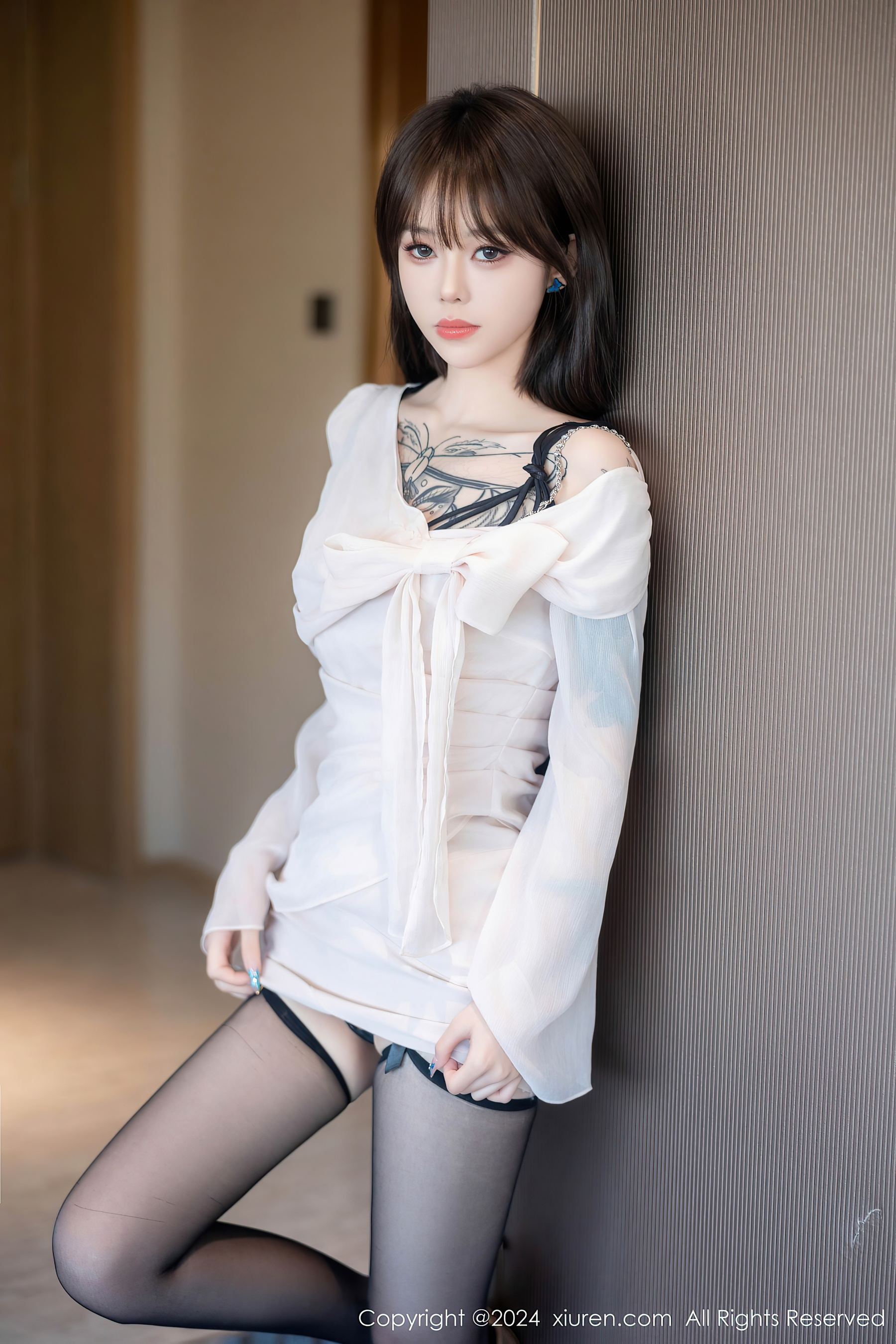 秀人网 No.8591 奶瓶. 黑丝美腿
