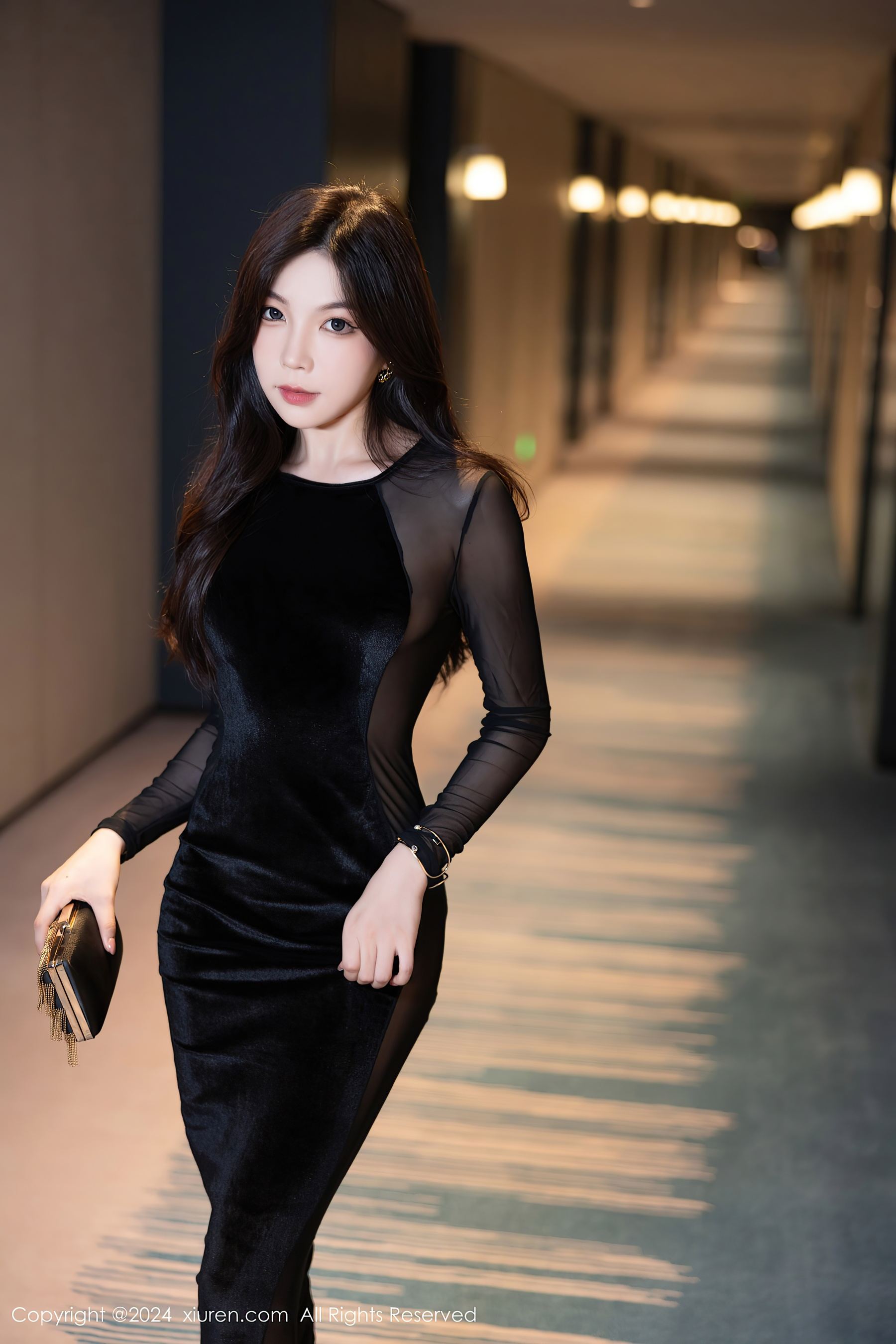 秀人网 No.8598 徐莉芝Booty 美腿性感插图5
