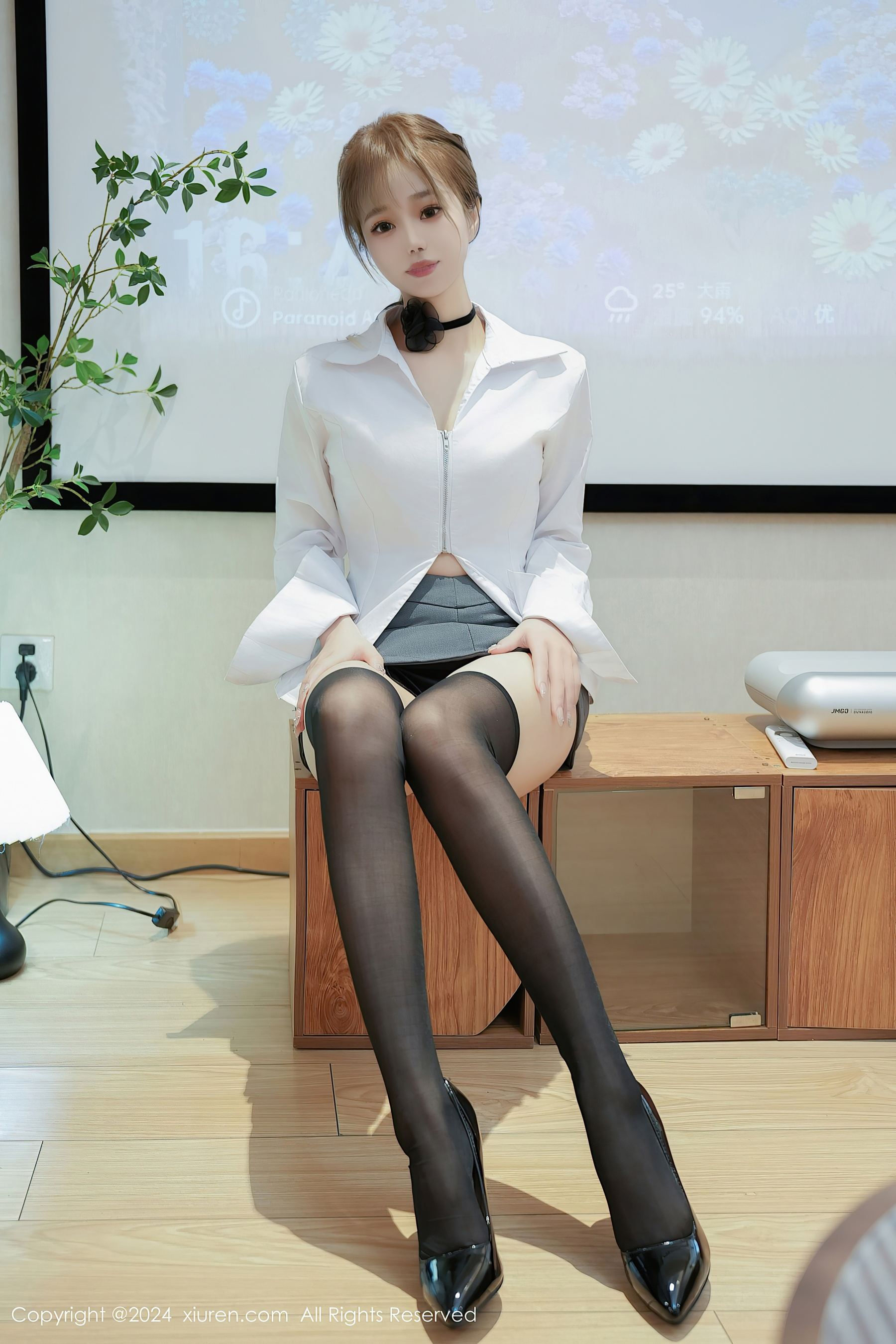 秀人网 No.8609 甜白酱 黑丝美腿插图9