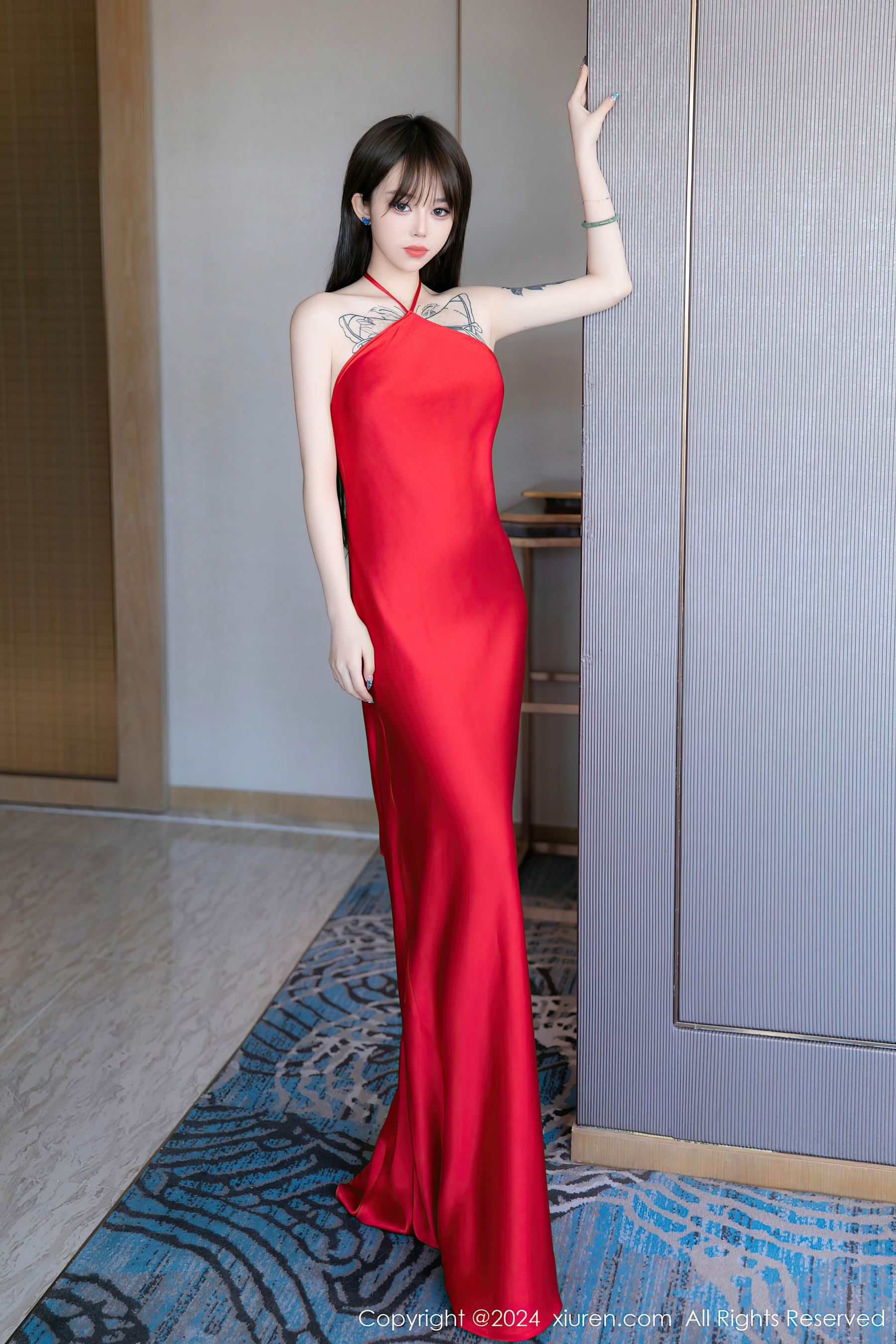 秀人网 No.8630 奶瓶. 长裙美腿插图2