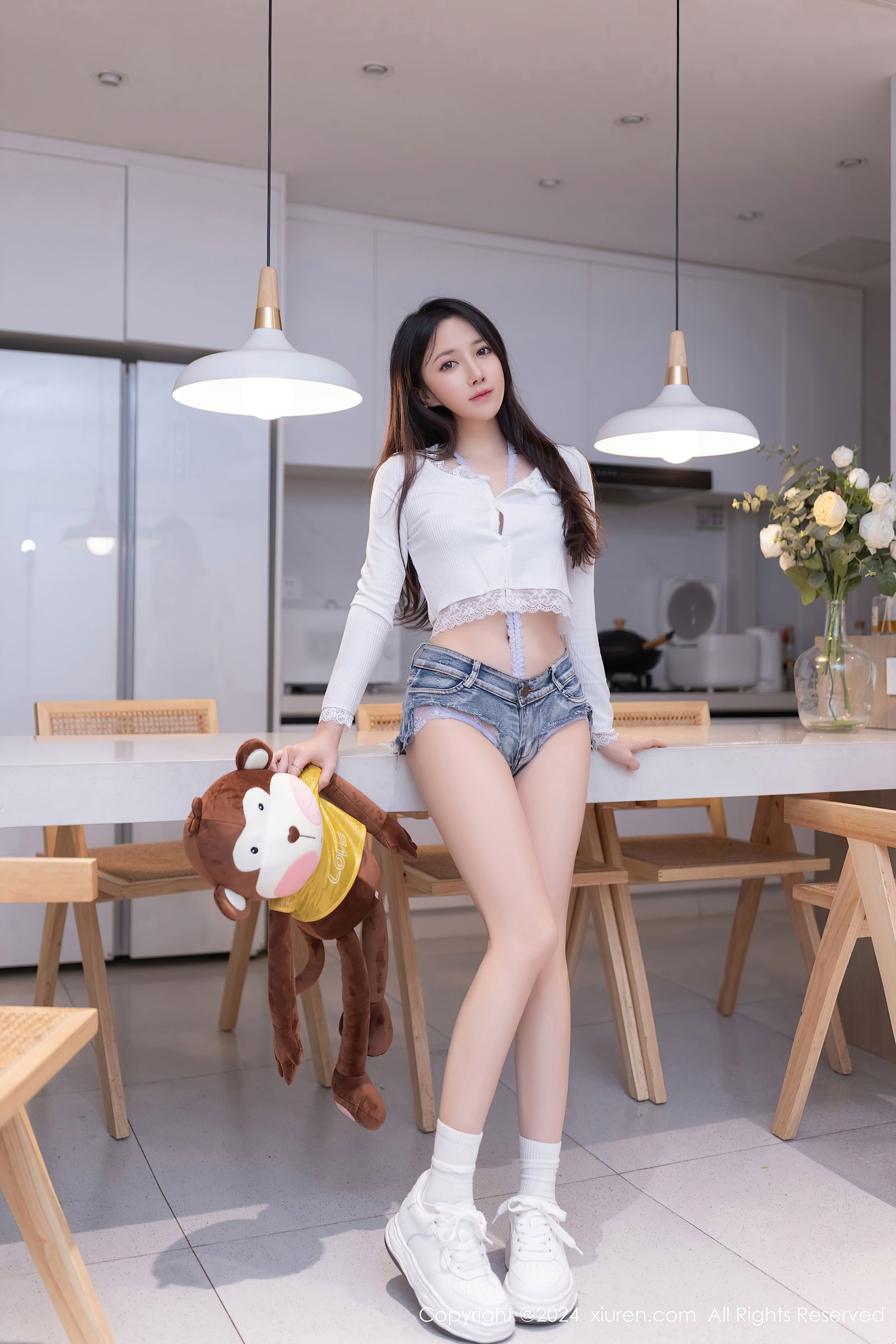 秀人网 No.8639 鱼子酱Fish 美腿性感插图1