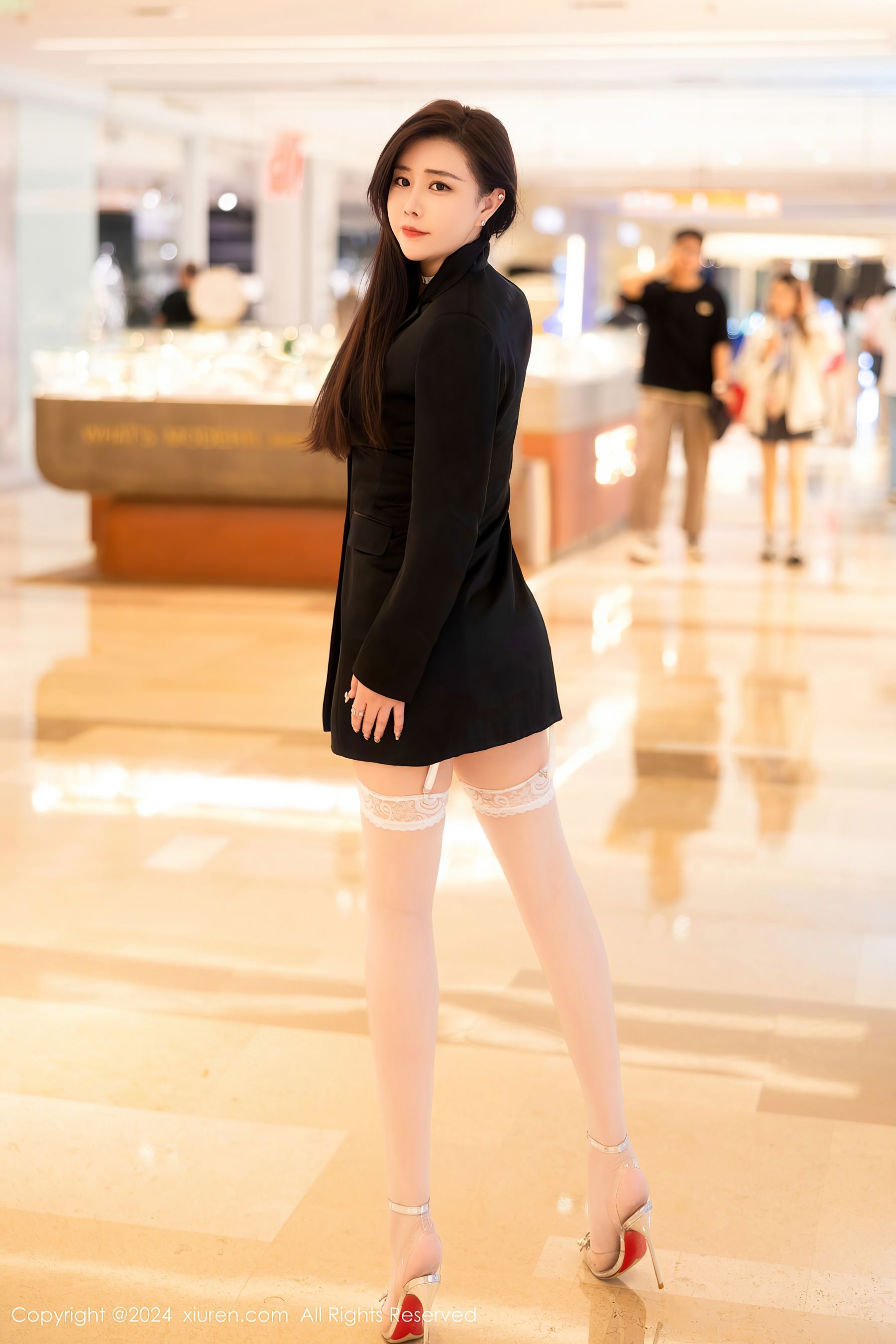 秀人网 No.8642 王婉悠Queen 美乳性感插图6