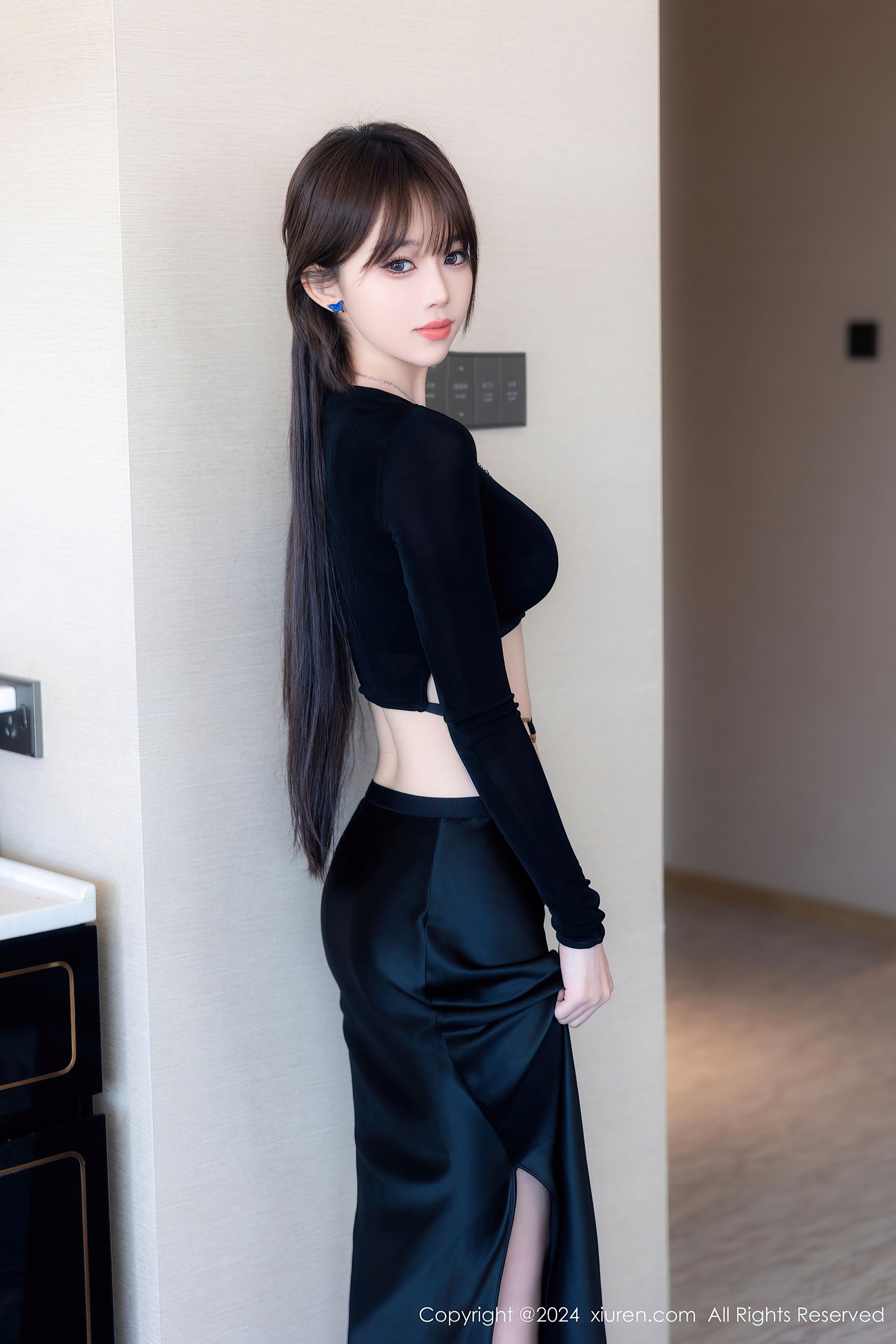 秀人网 No.8661 奶瓶. 美腿性感插图3