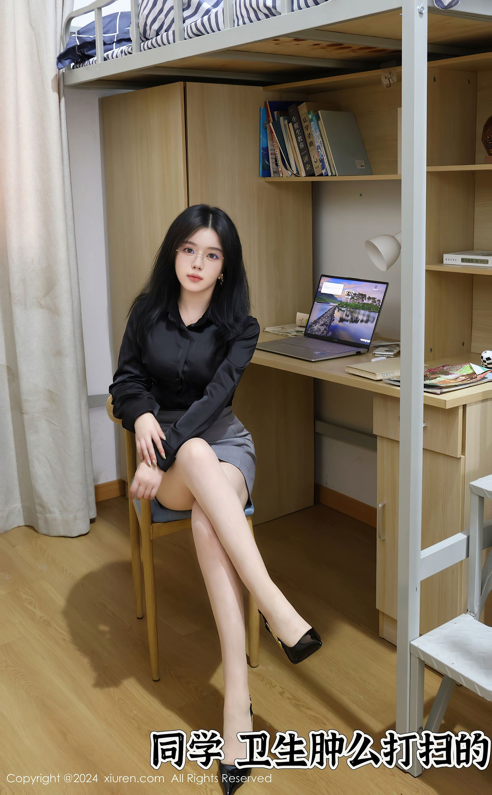 秀人网 No.8674 小薯条nienie 丝袜美腿插图
