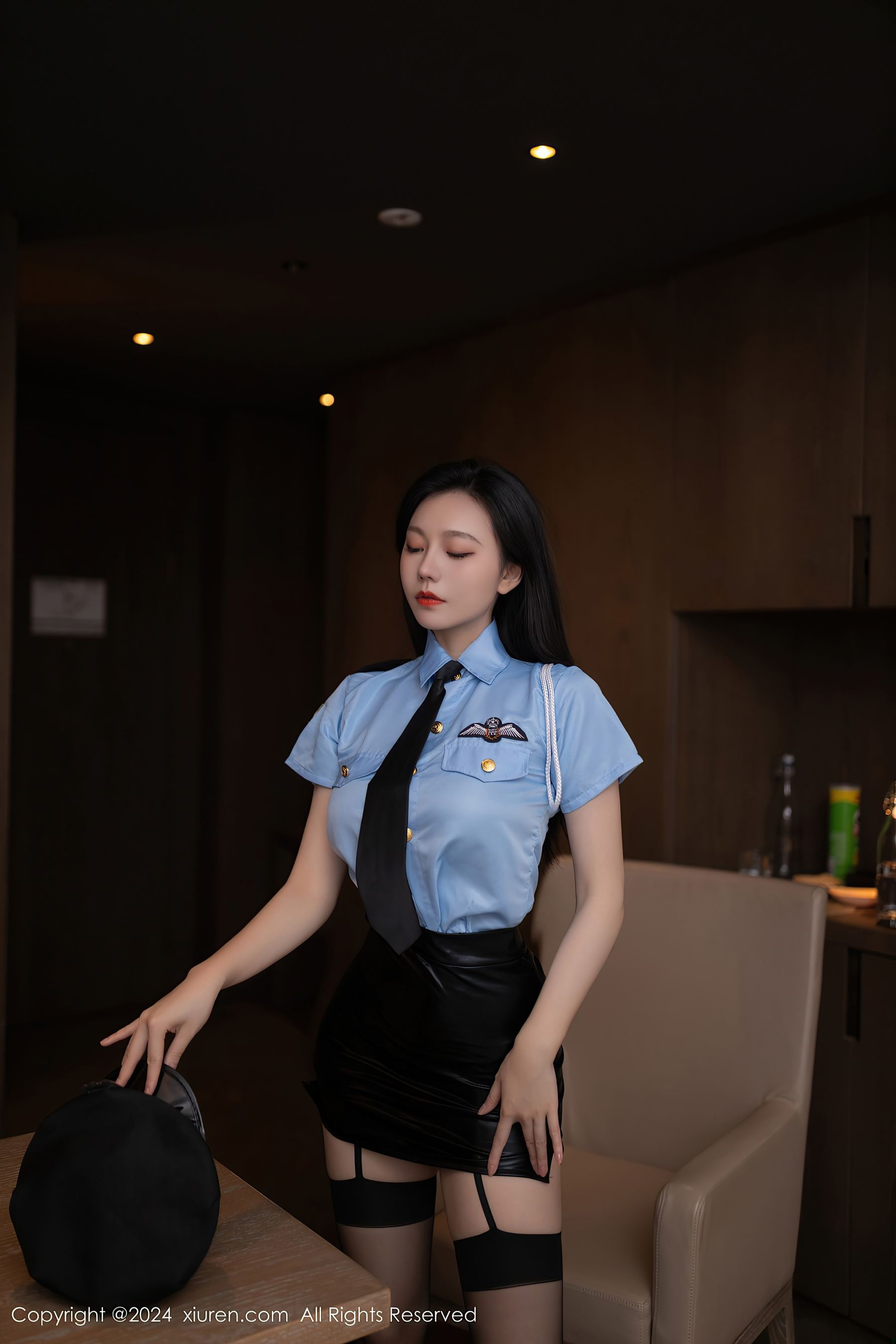 秀人网 No.8681 安然anran 黑丝美腿插图3