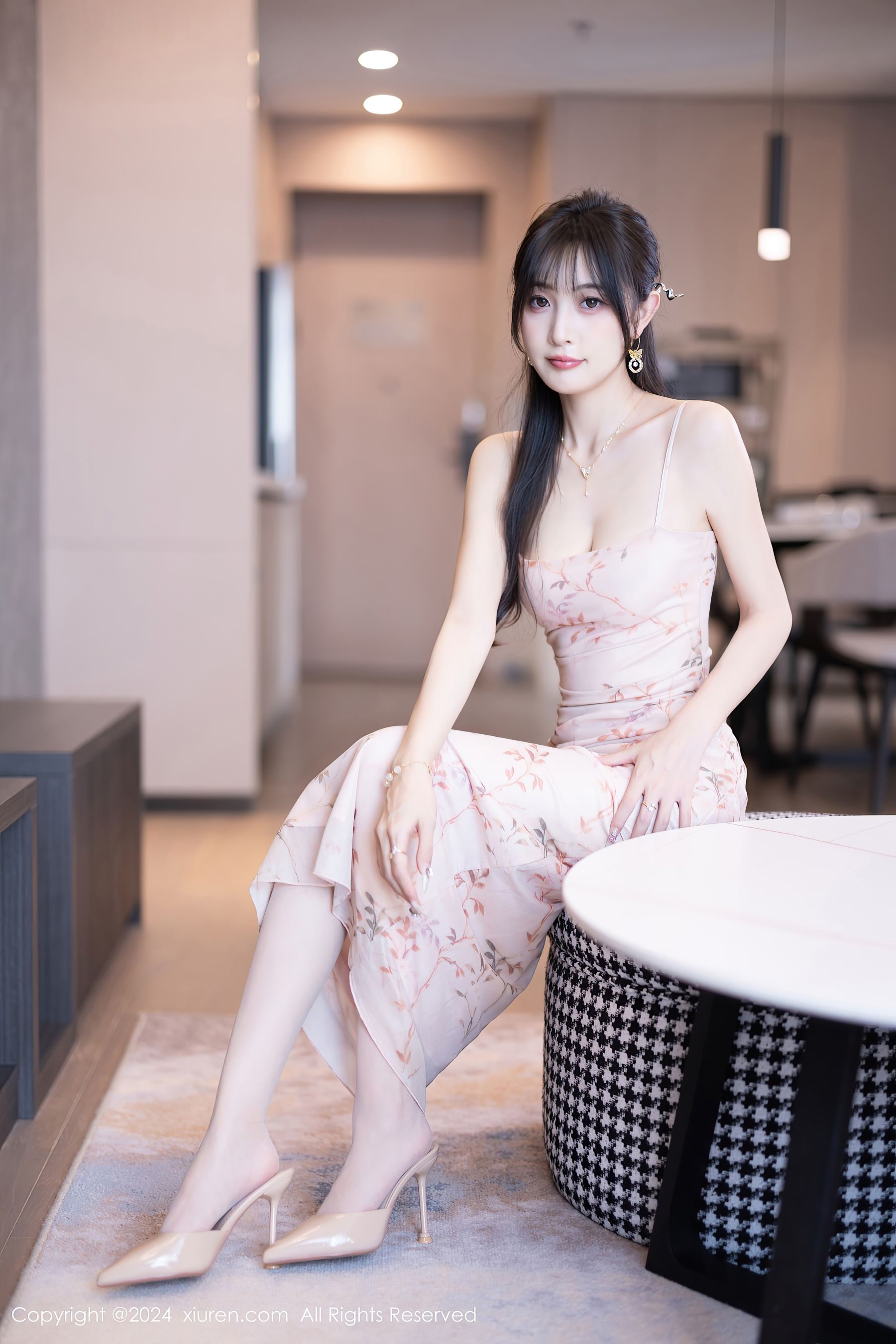 秀人网 No.8682 林星阑 丝袜美腿插图2