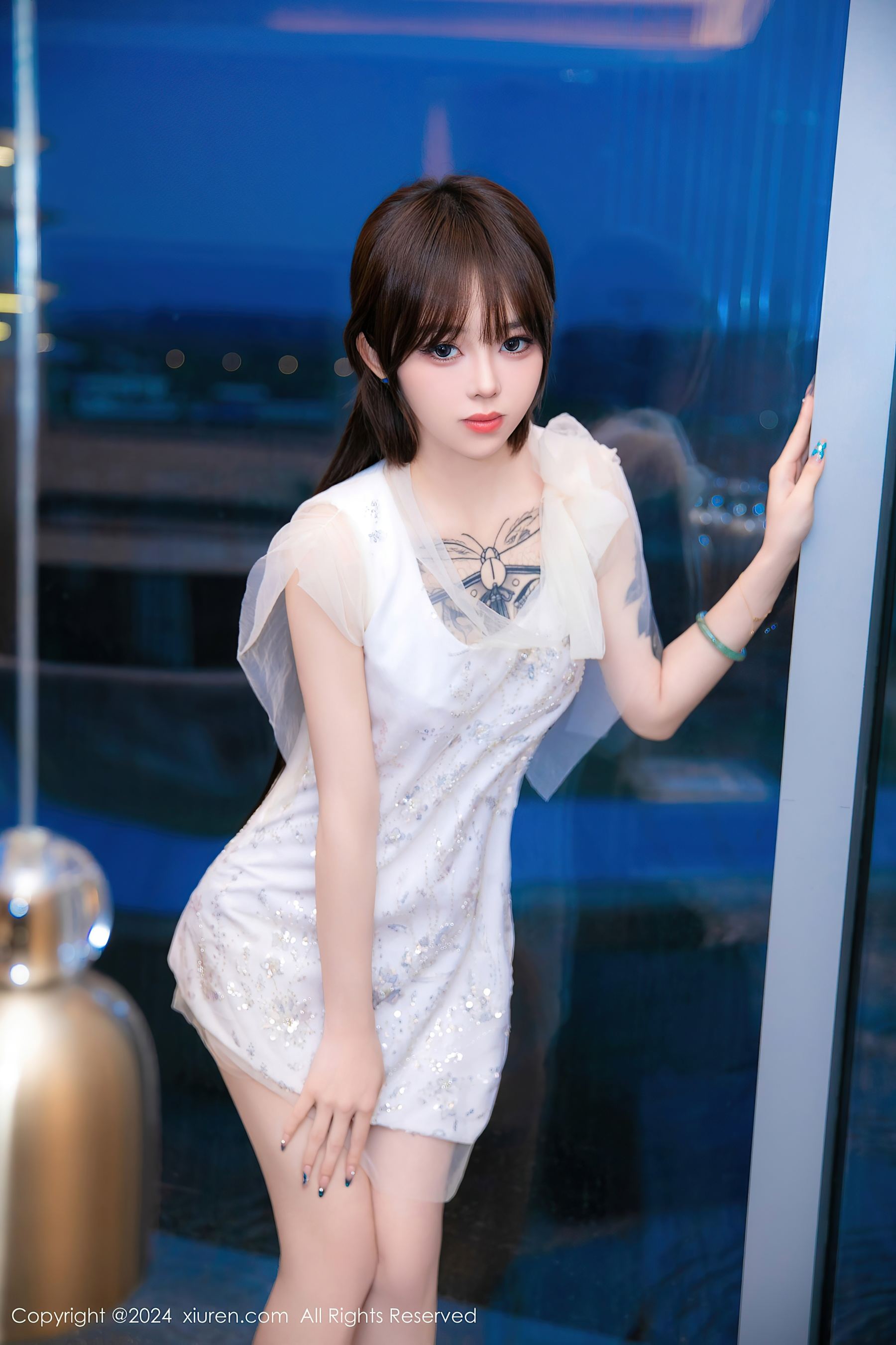 秀人网 No.8696 奶瓶. 美腿性感插图3